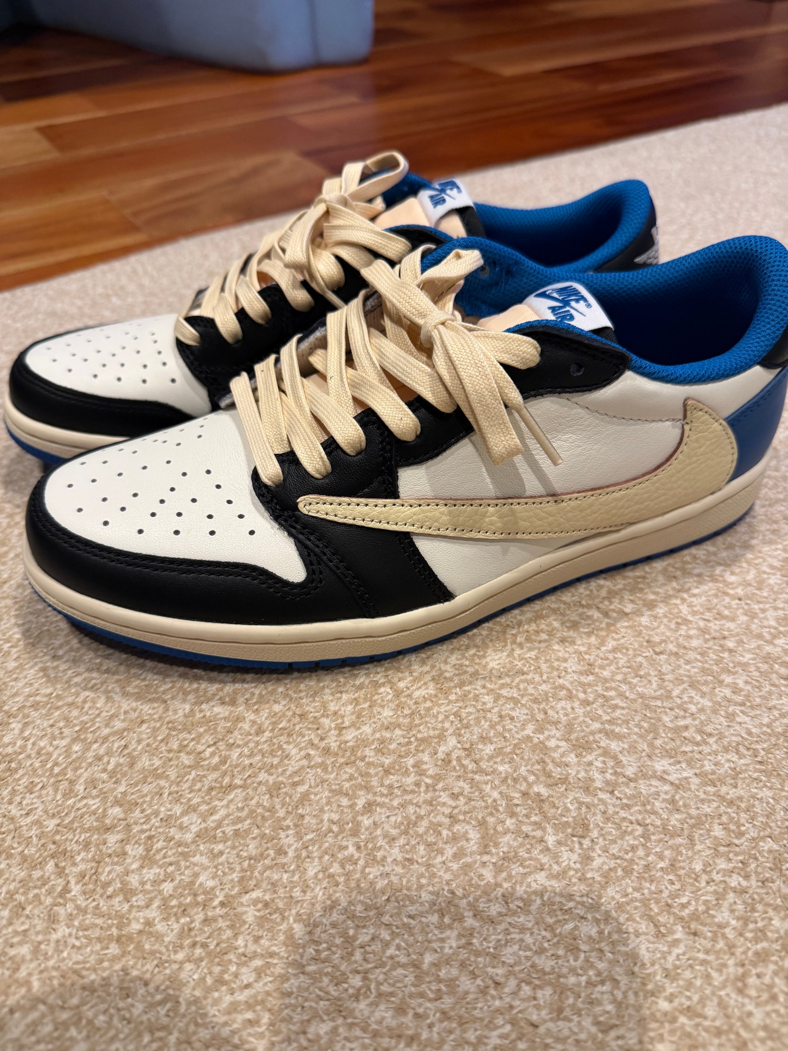 Travis Scott × fragment design × Nike Air Jordan 1 Low OG SP "Military Blue"