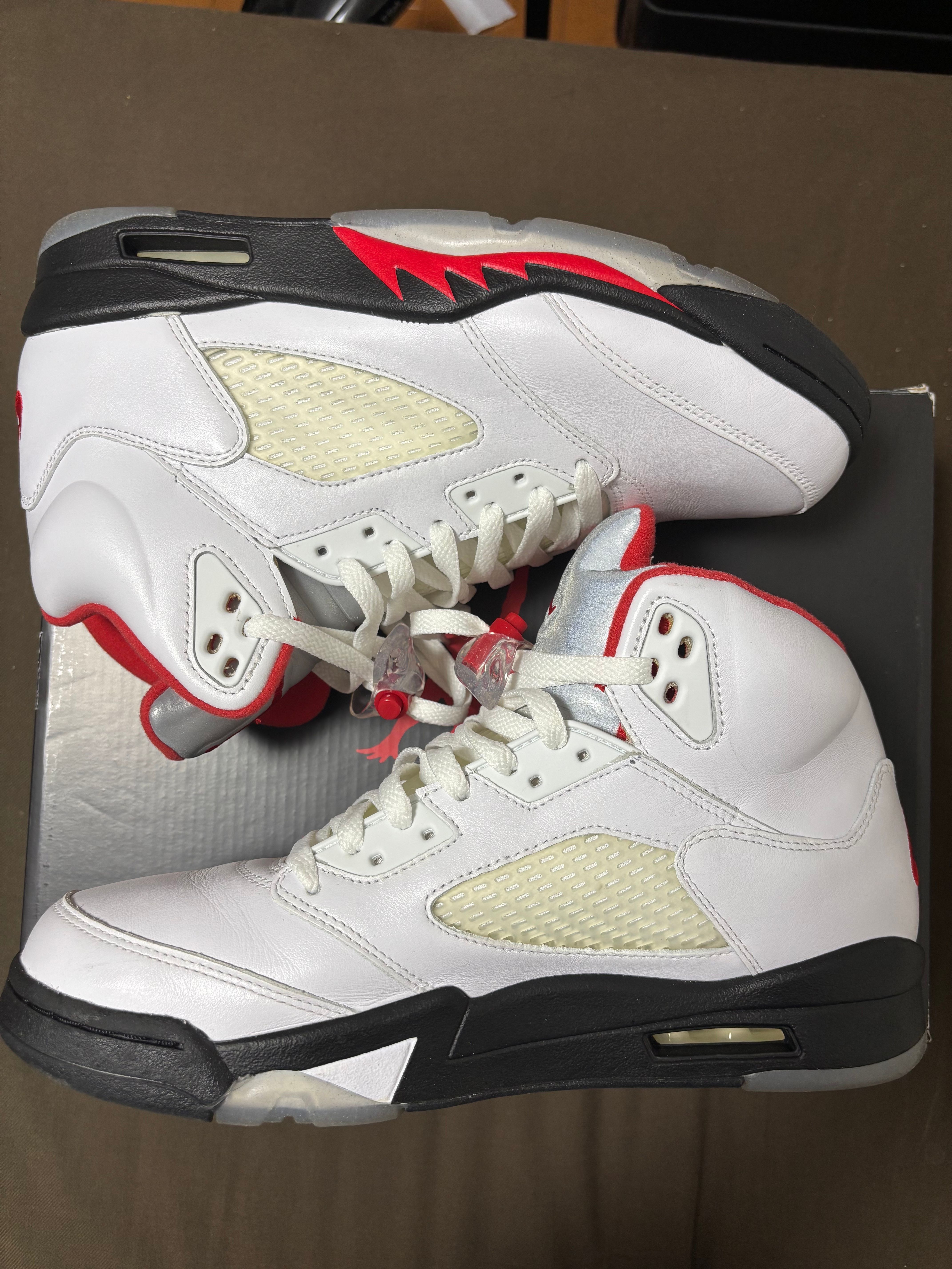 Nike Air Jordan 5 Retro "Fire Red" (2020)