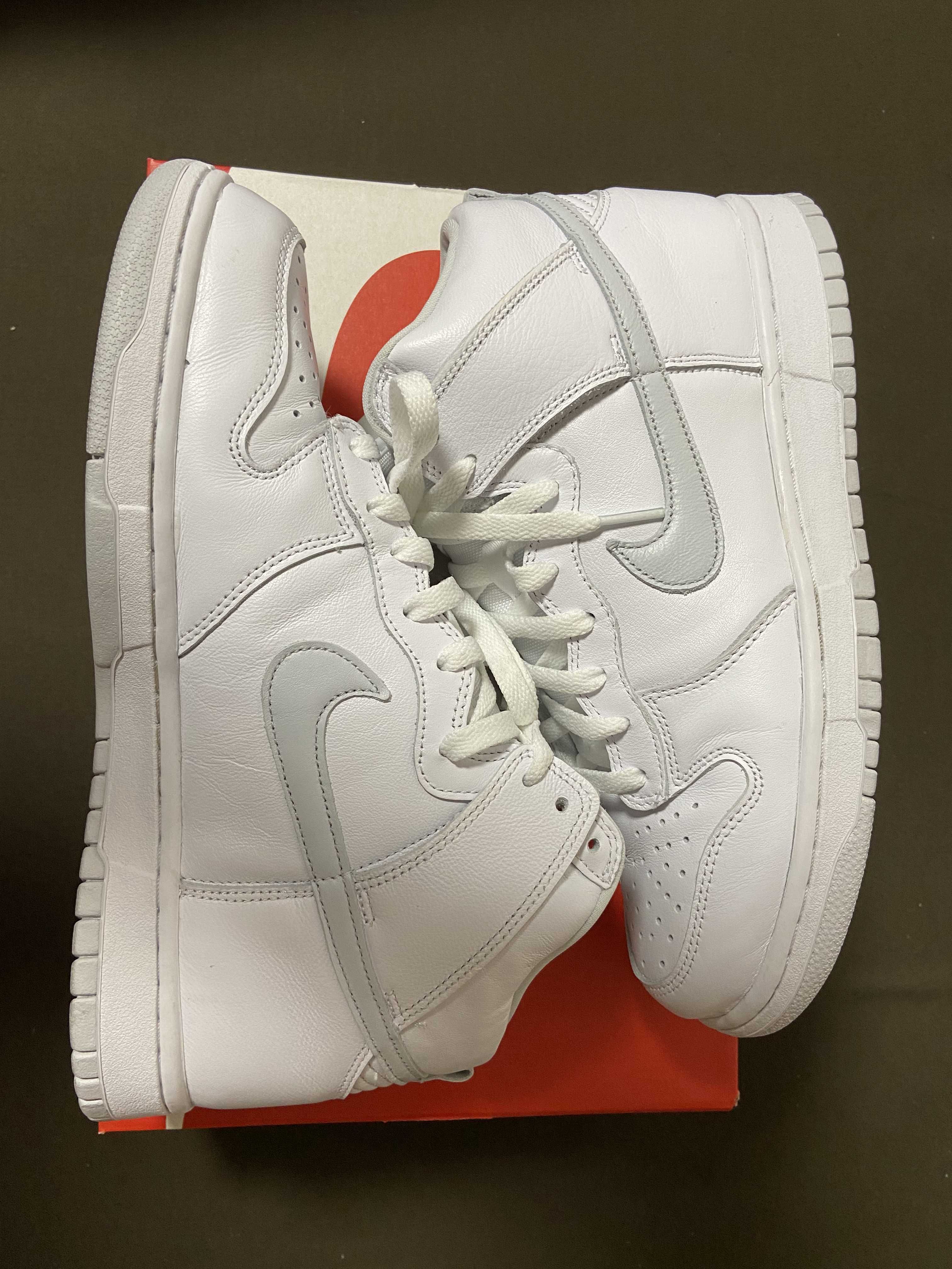 Nike Dunk High "Pure Platinum"