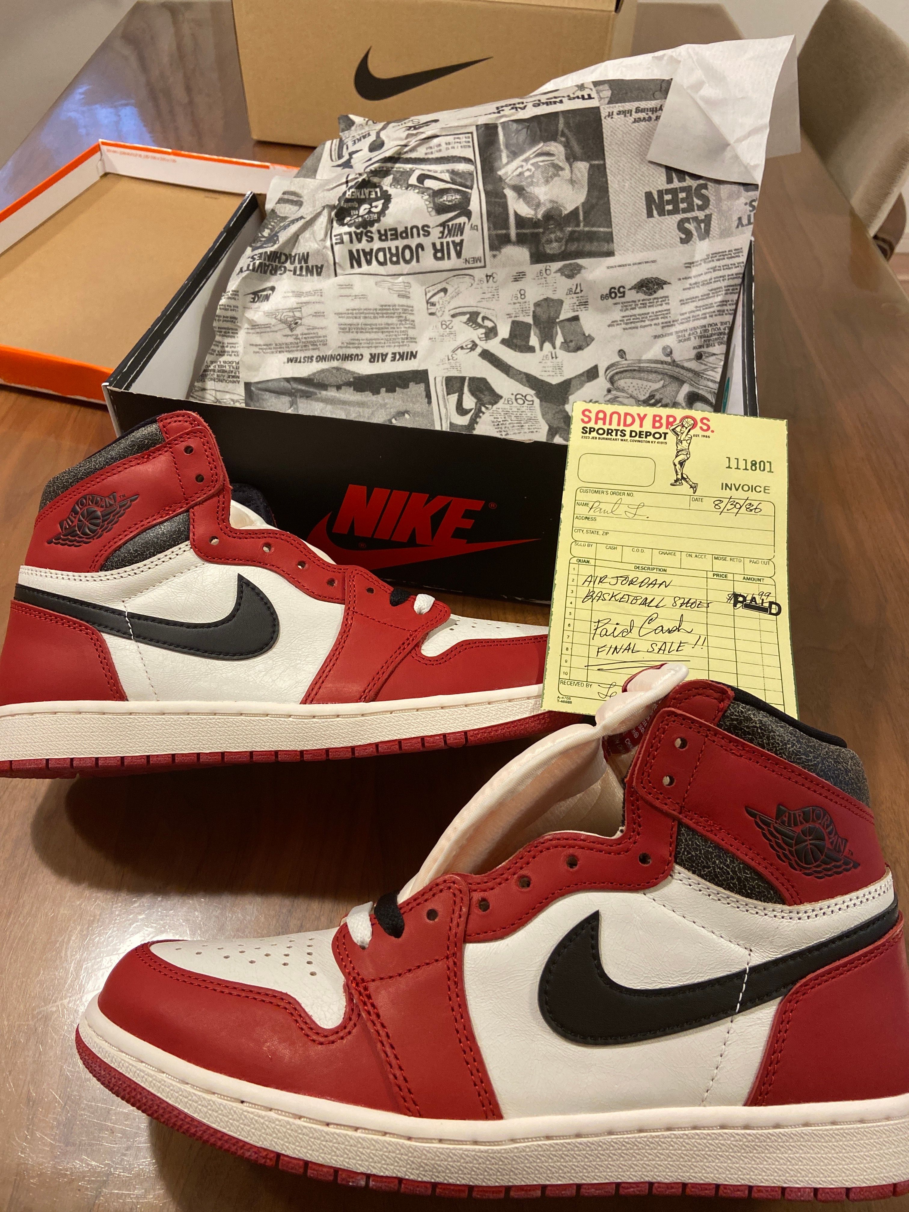 Nike Air Jordan 1 High OG "Lost & Found/Chicago"