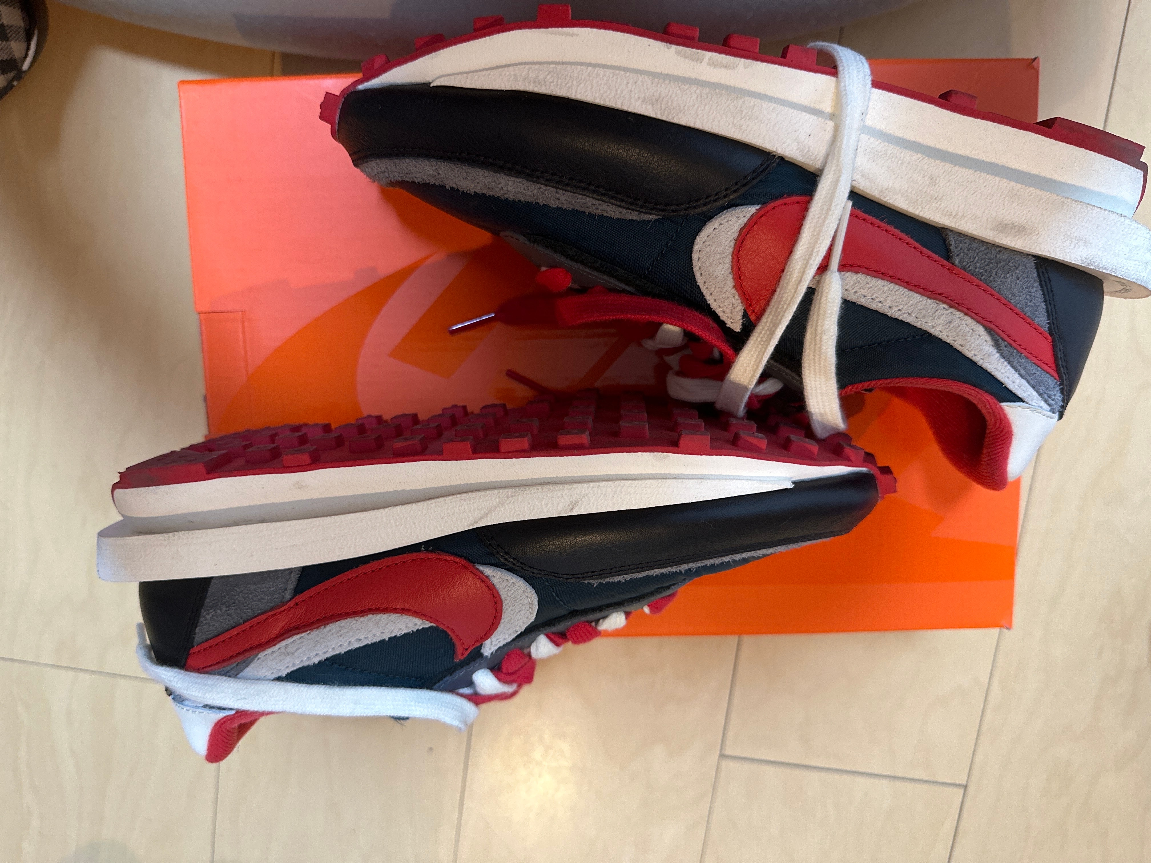 UNDERCOVER × sacai × Nike LD Waffle "Midnight Spruce/Pale Ivory-Dark Grey-University Red"