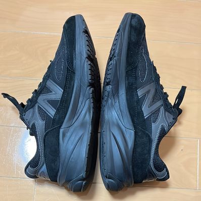 New Balance 990V6 "Triple Black"