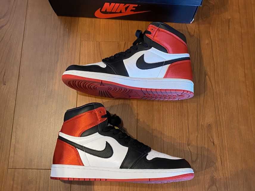 Nike Women's Air Jordan 1 Retro High "Satin Black Toe"