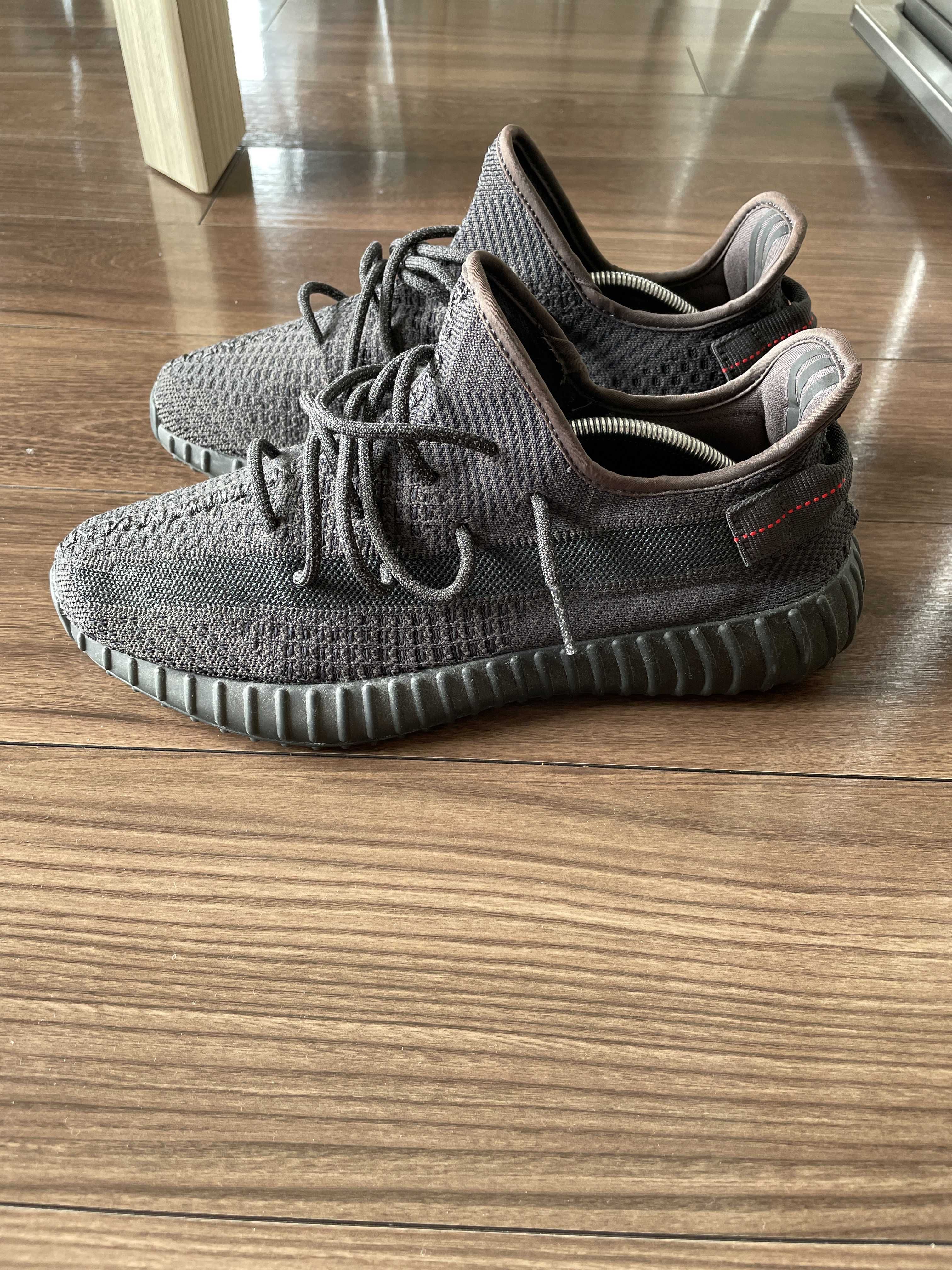 adidas YEEZY Boost 350 V2 "Black"