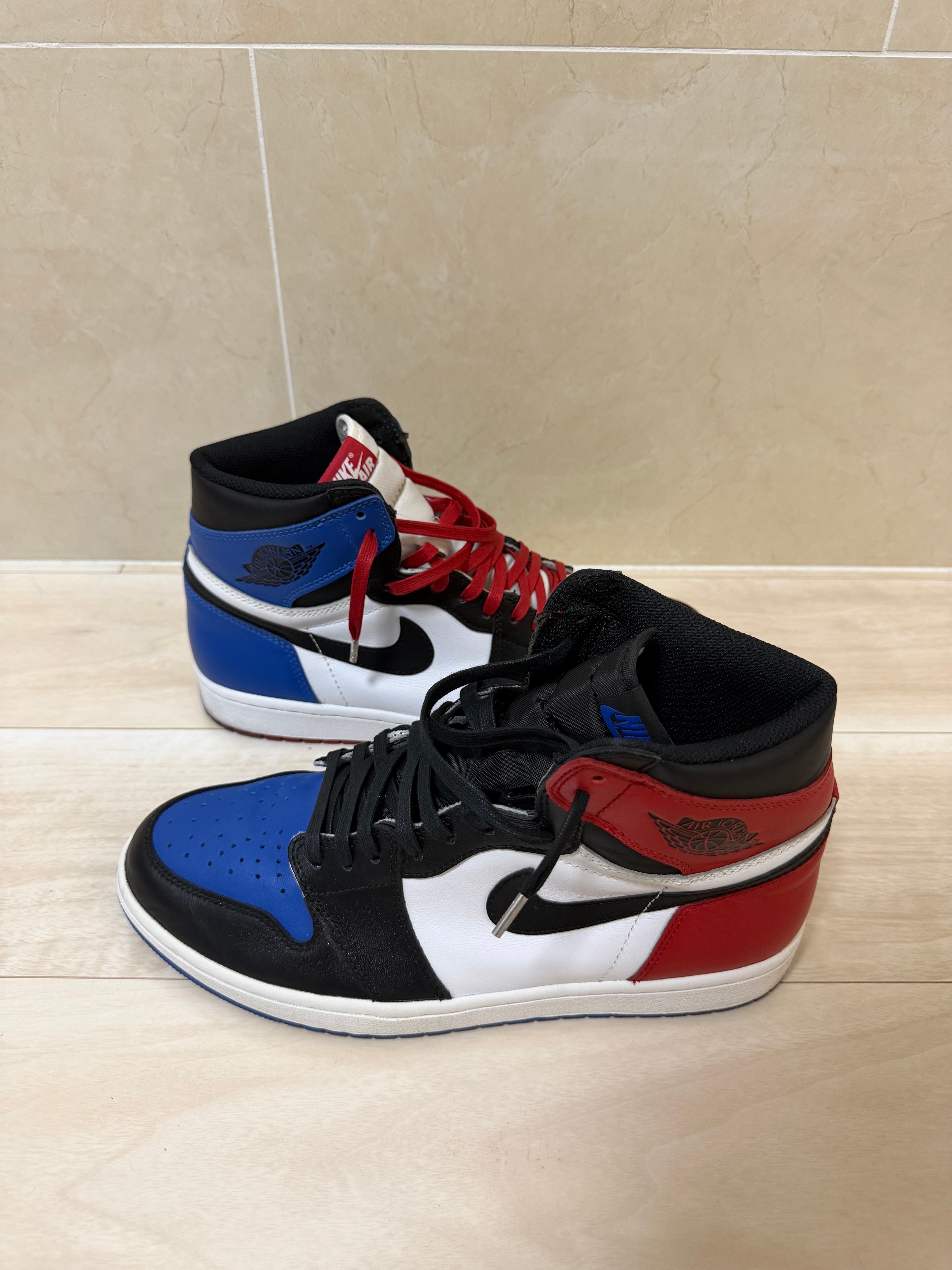 Nike Air Jordan 1 Retro High "Top 3"