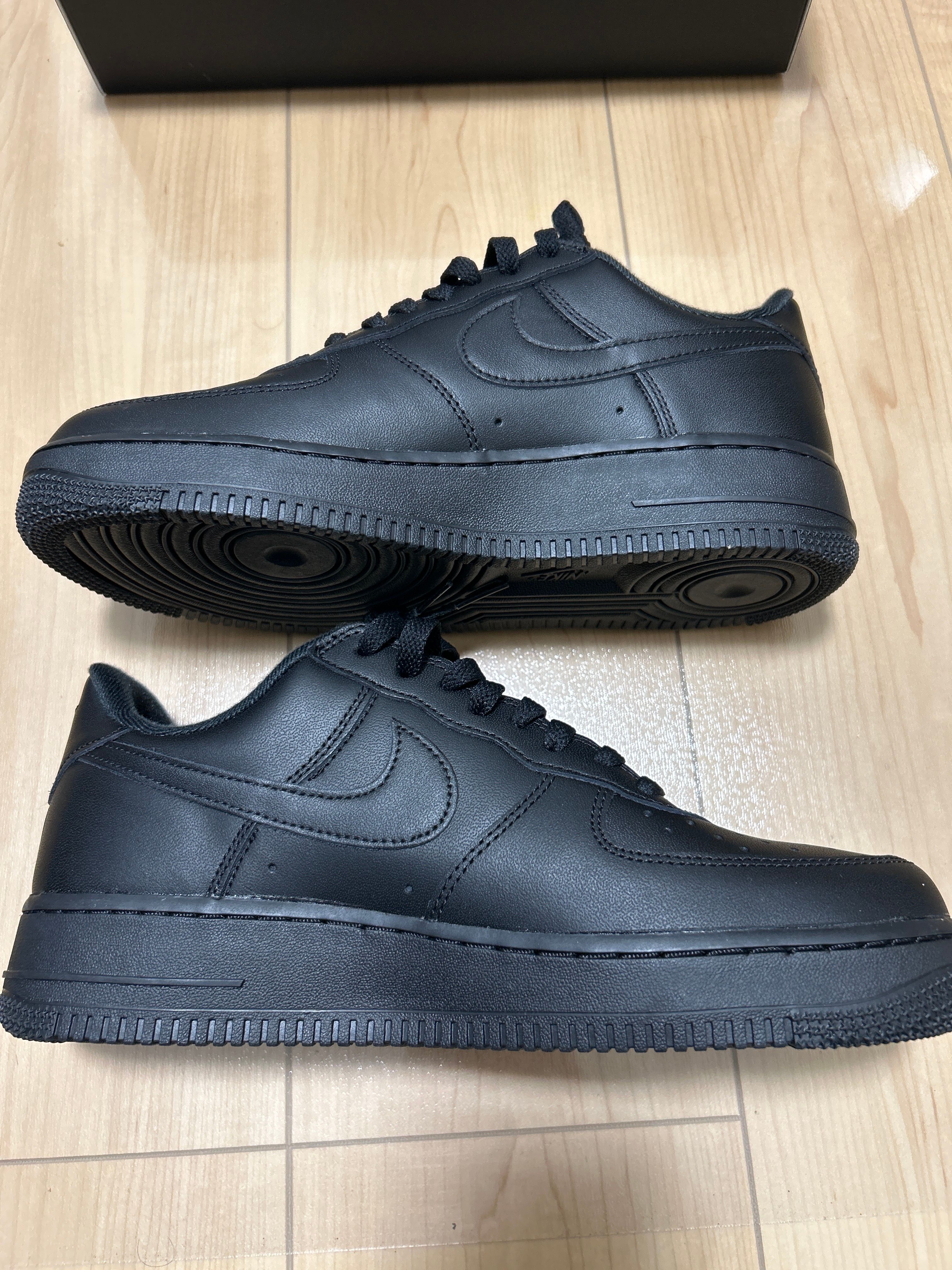 Supreme × Nike Air Force 1 Low "Black"