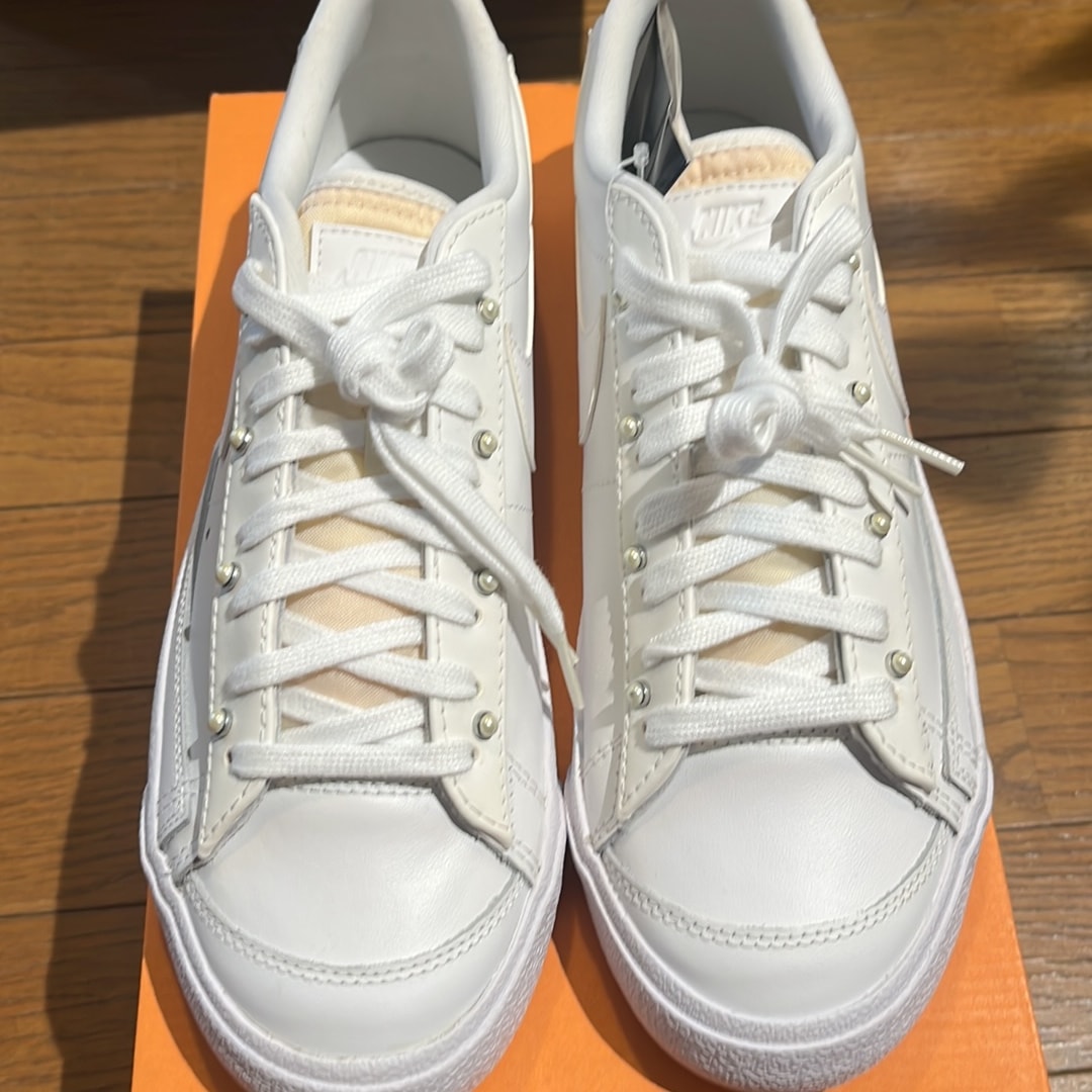 Nike Women's Blazer Low 77 SE "Pearl White"