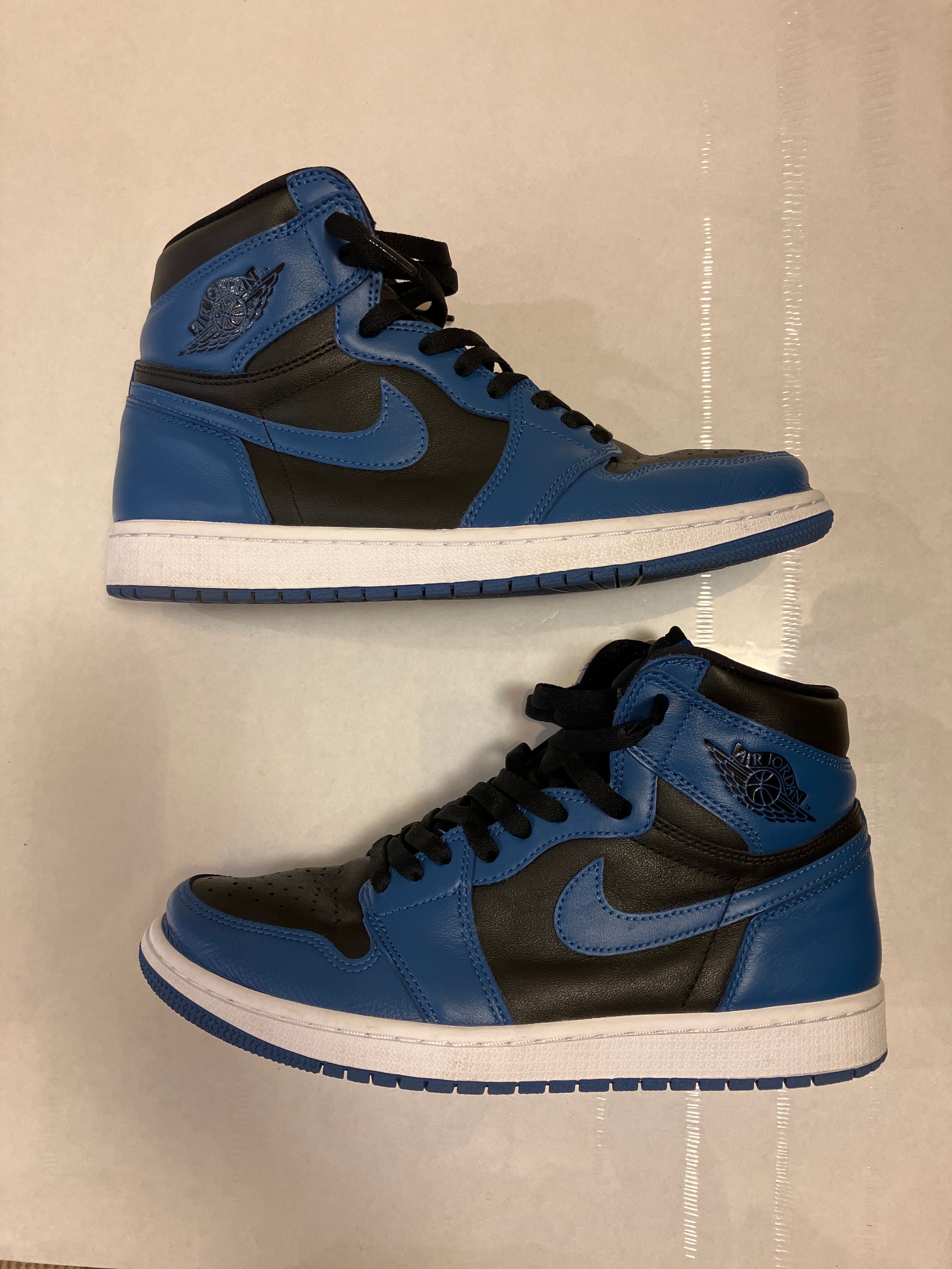 Nike Air Jordan 1 Retro High OG "Dark Marina Blue"