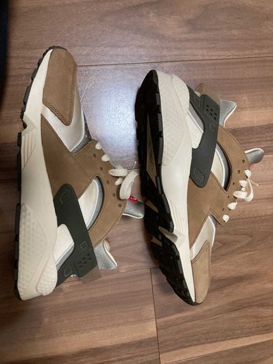 Stussy × Nike Air Huarache "Desert Oak"