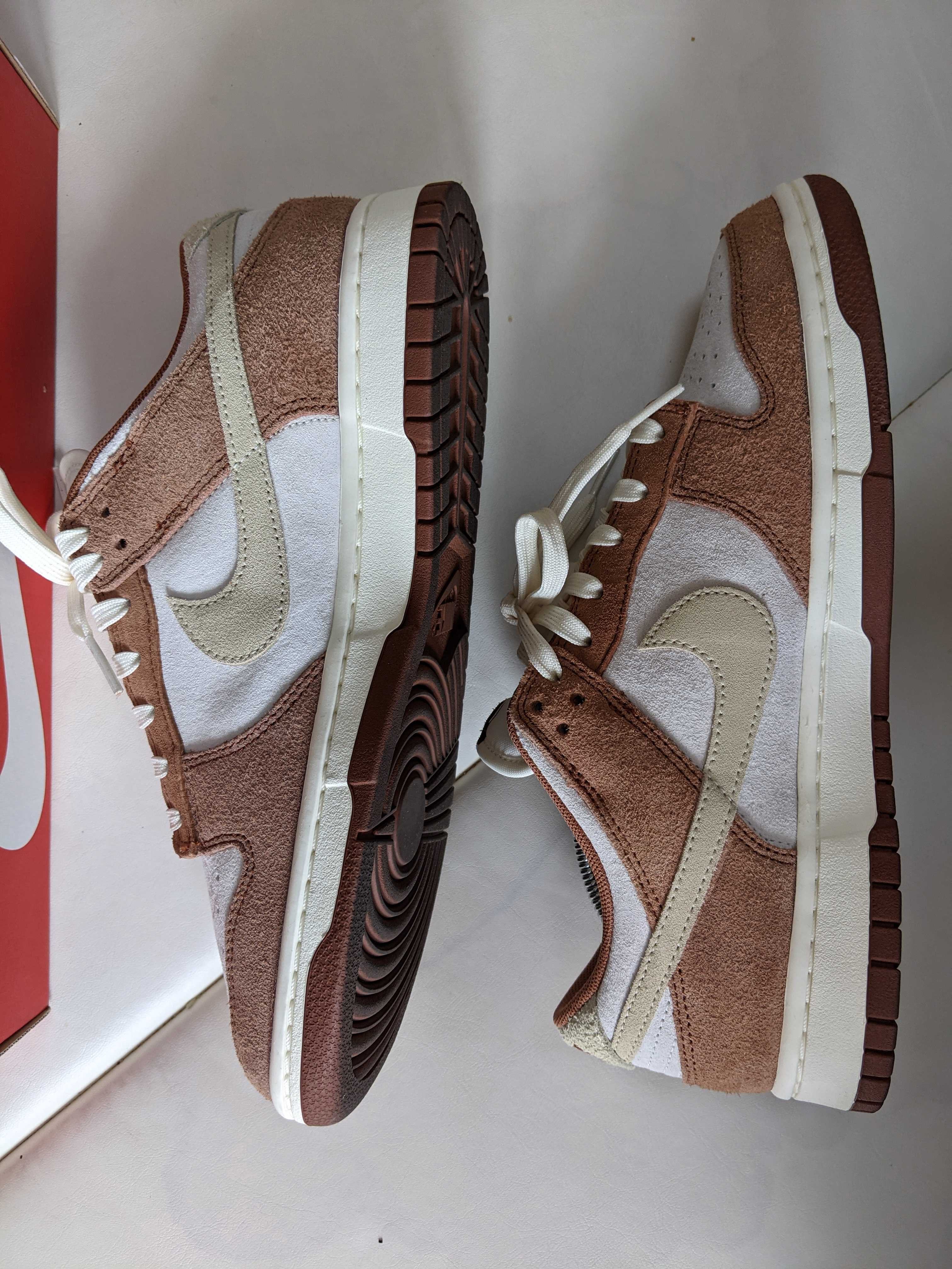 Nike Dunk Low PRM "Medium Curry"