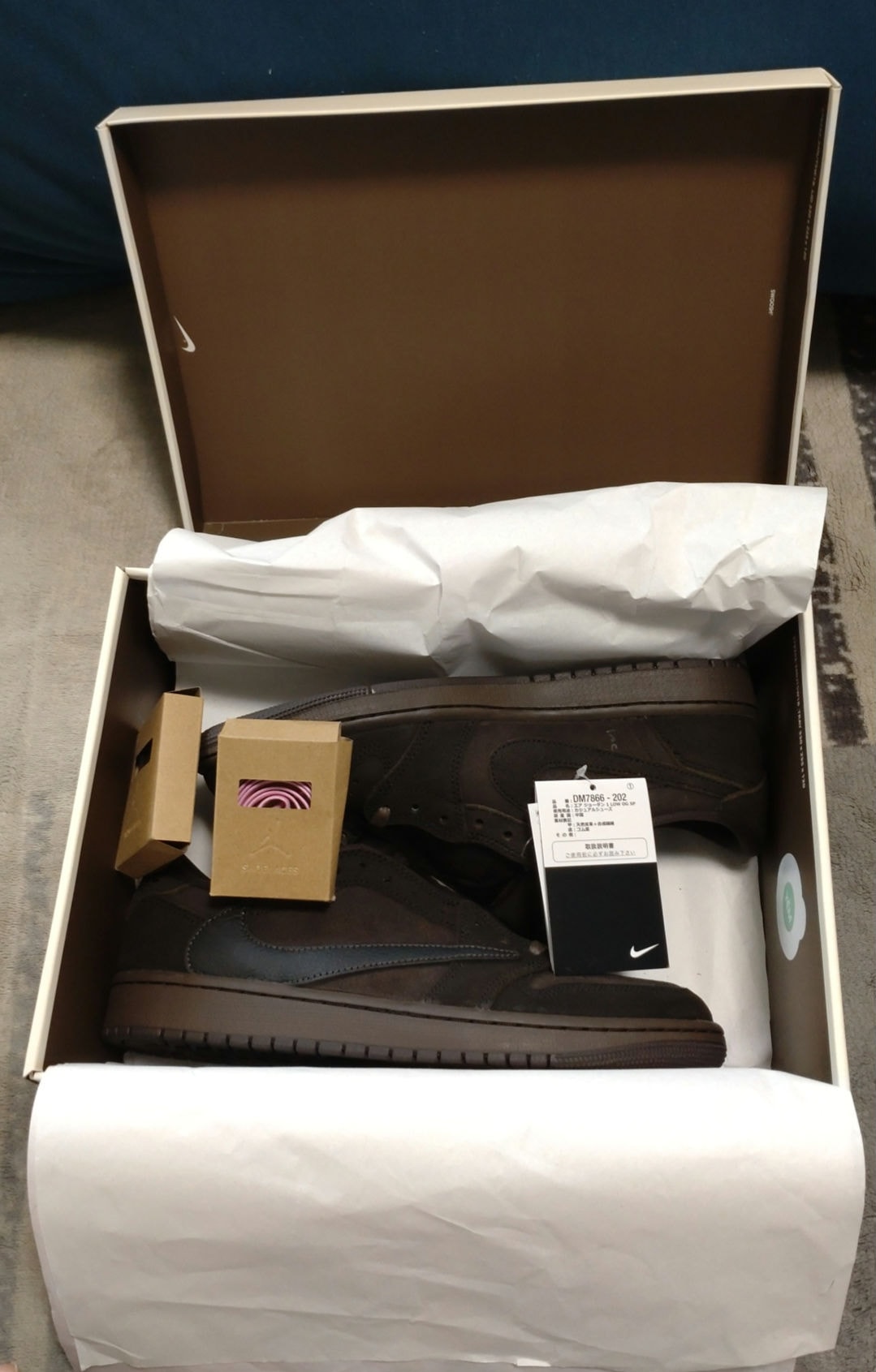 Travis Scott × Nike Air Jordan 1 Low OG SP "Velvet Brown and Dark Mocha"
