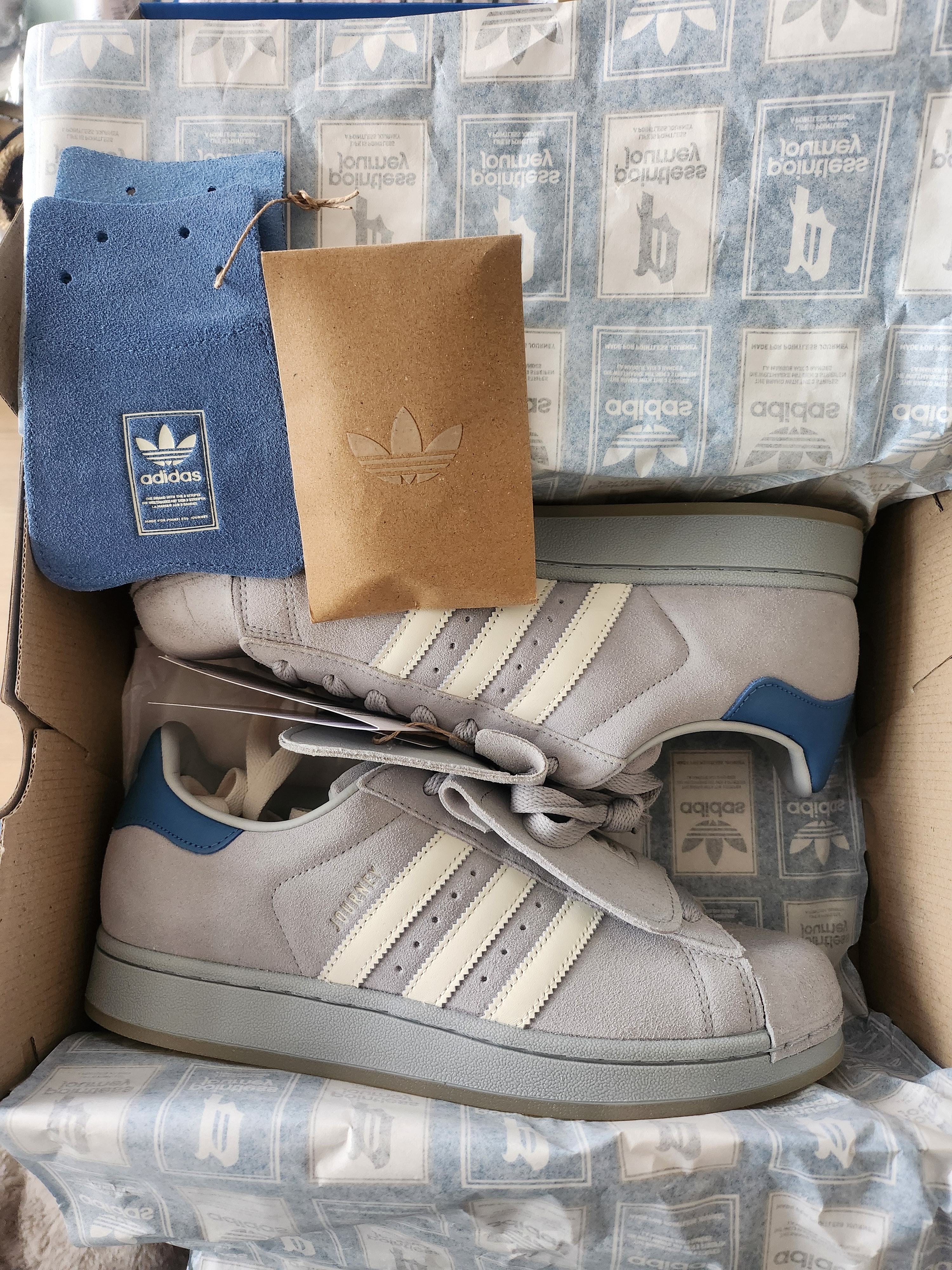 atmos × POINTLESS JOURNEY (King Gnu Daiki Tsuneta) × Superstar 2 "Clear Onix"