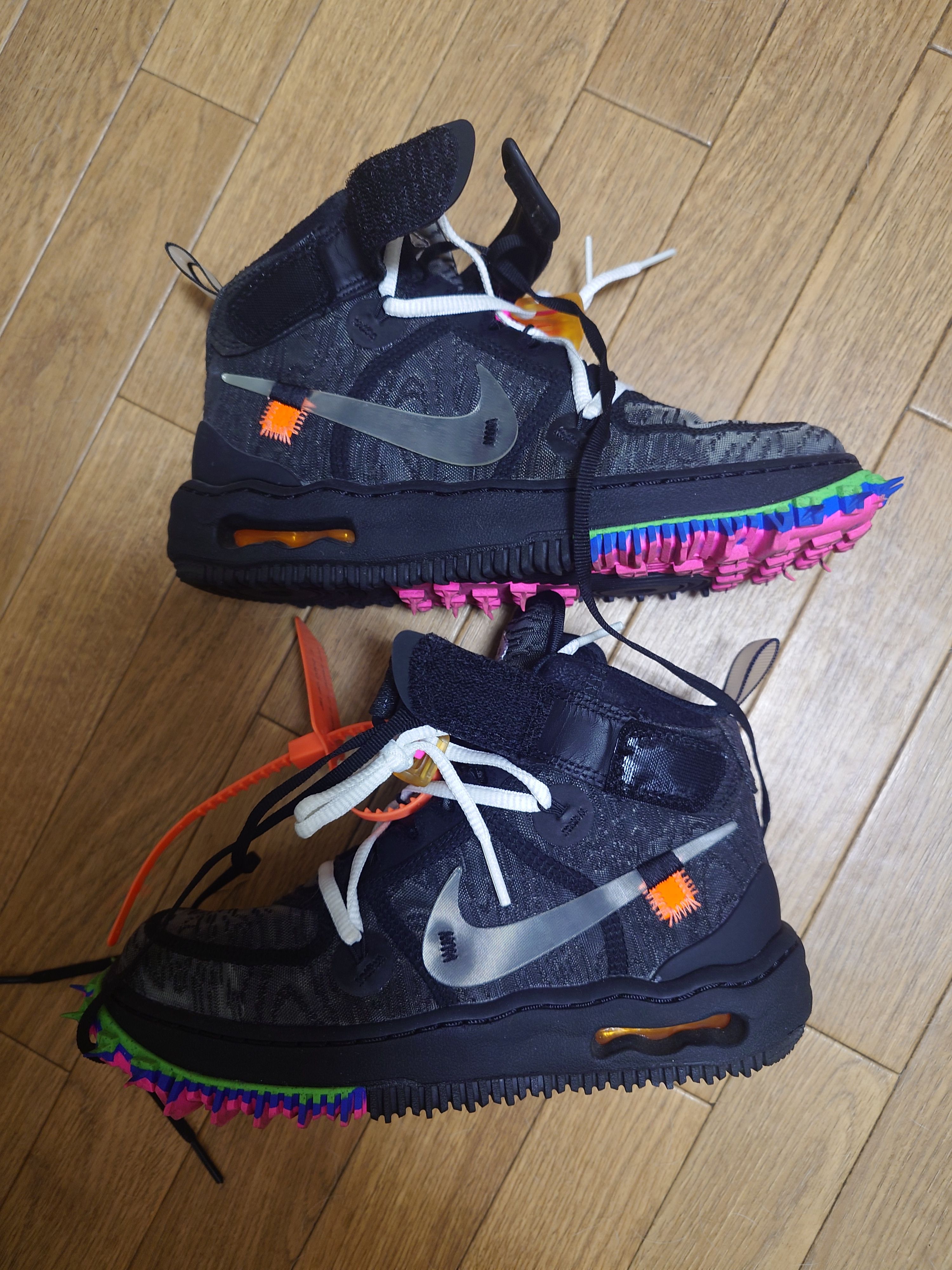 Off-White × Nike Air Force 1 Mid "Black"