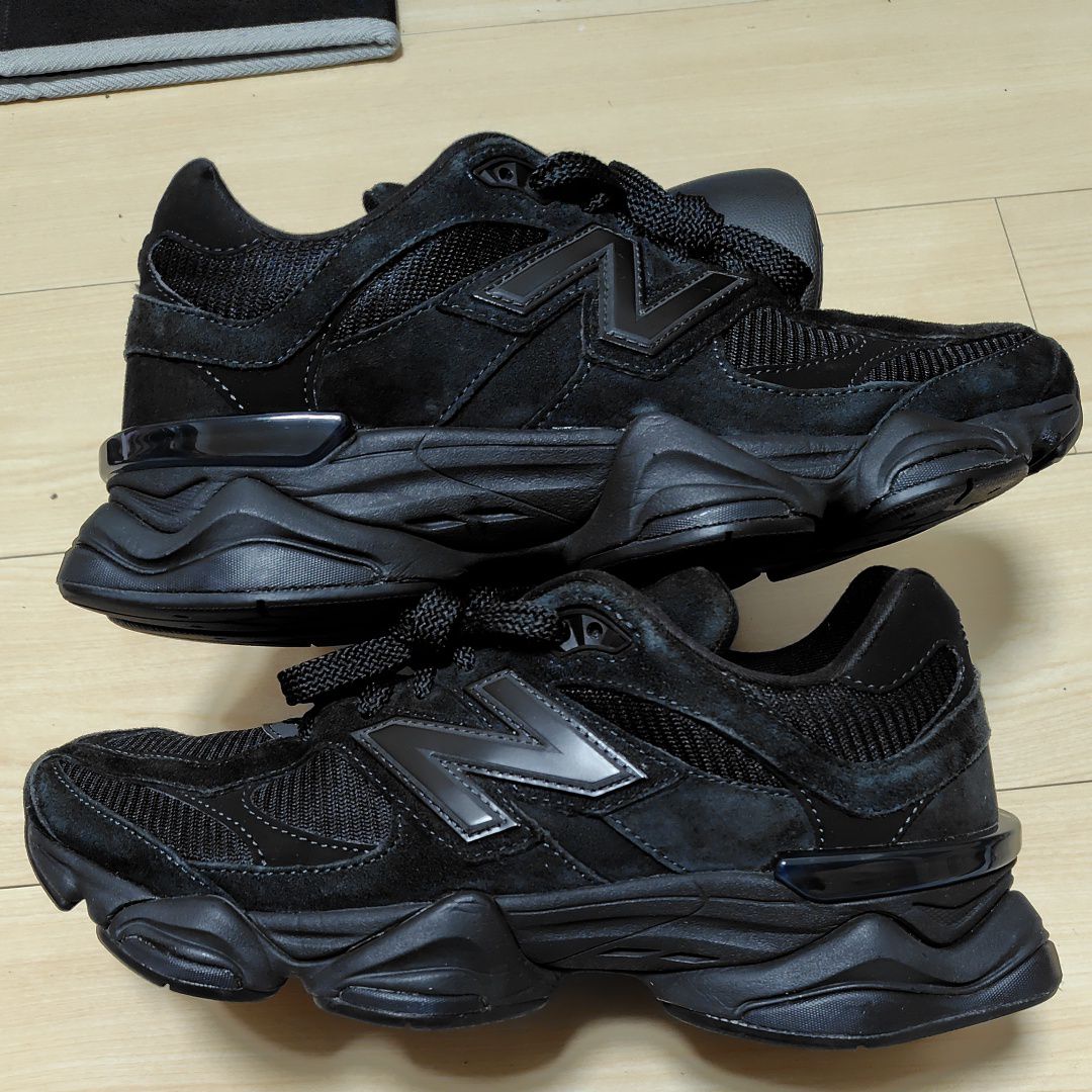 New Balance 9060 "Triple Black"