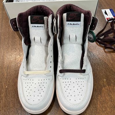 A Ma Maniere × Nike Air Jordan 1 Retro High OG "Sail and Burgundy"