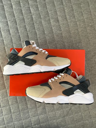 Nike Air Huarache "Escape" (2021)