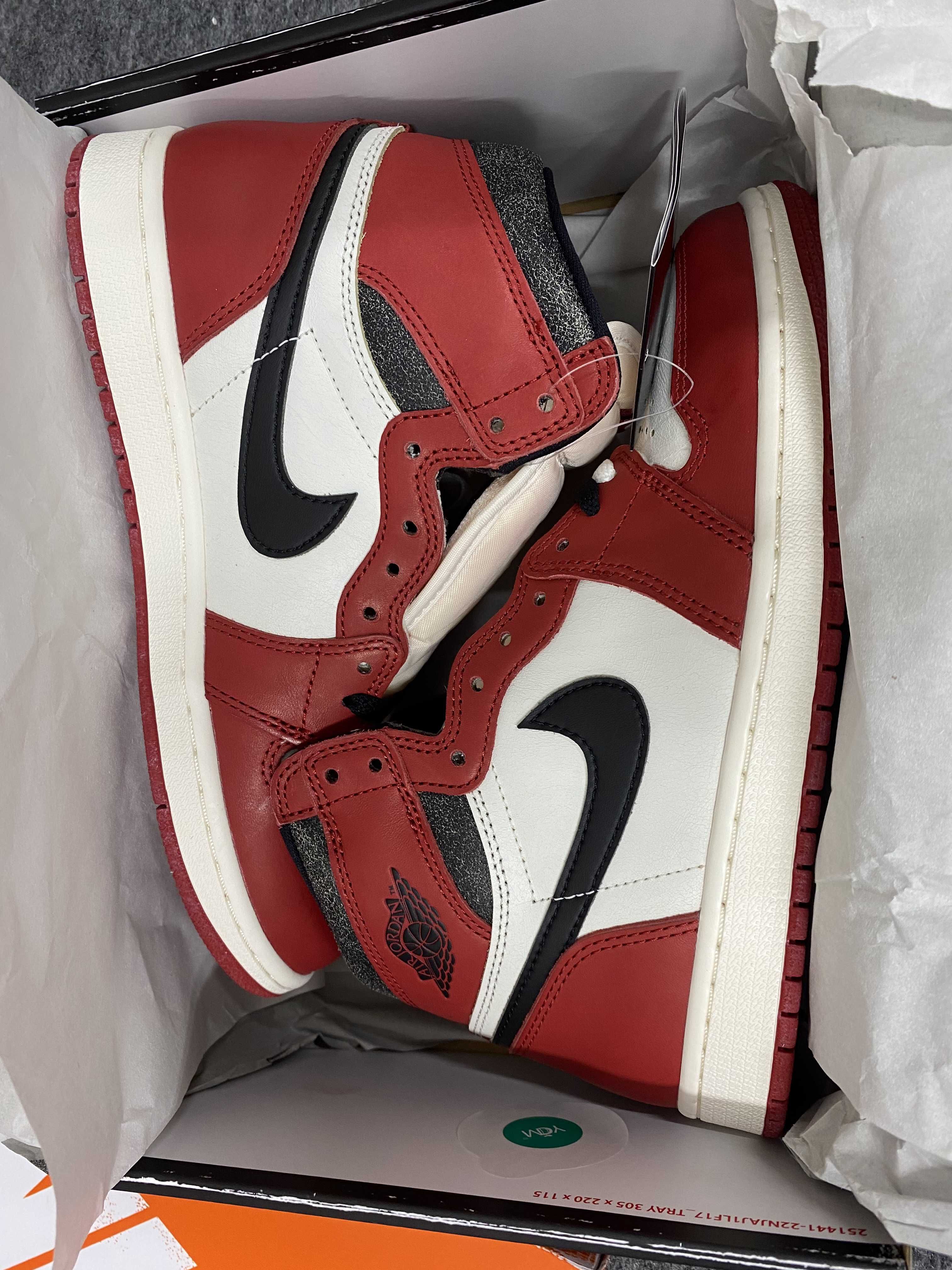 Nike Air Jordan 1 High OG "Lost & Found/Chicago"