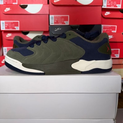 Nike Jordan Session "Cargo Khaki/Chile Red/Pale Ivory/Obsidian"