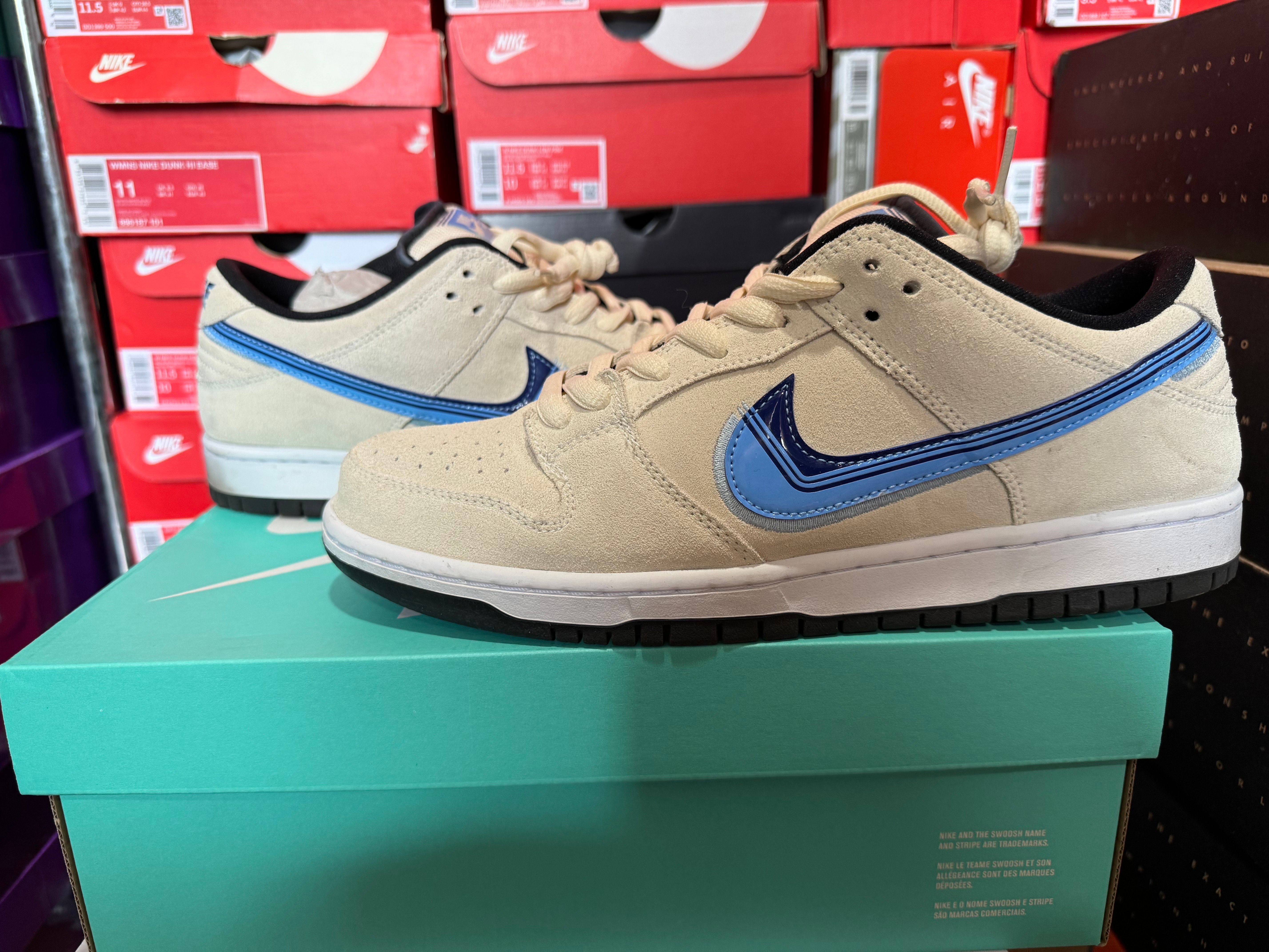 Nike SB Dunk Low "Light Cream"