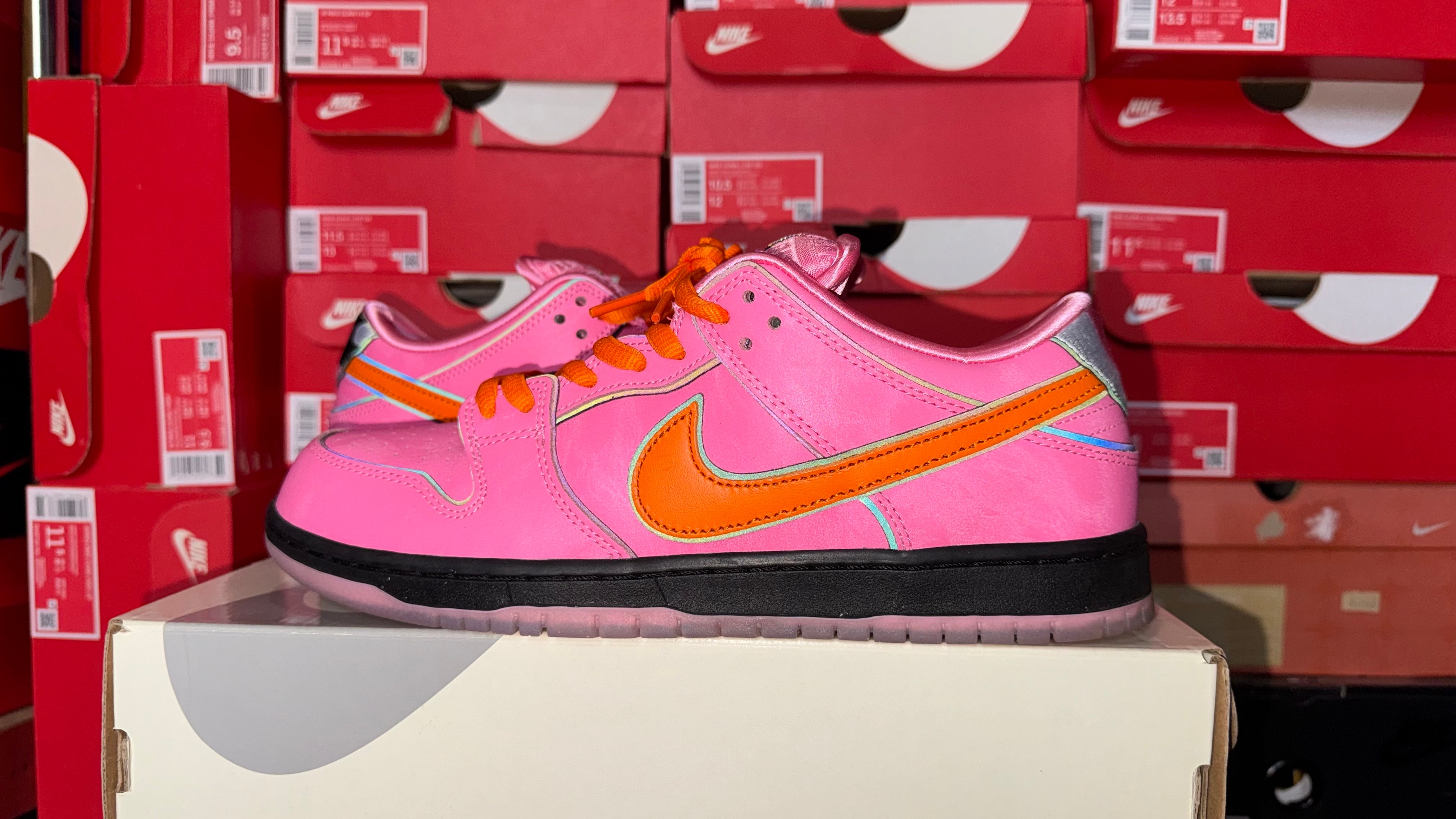 The Powerpuff Girls × Nike SB Dunk Low Pro QS "Blossom"