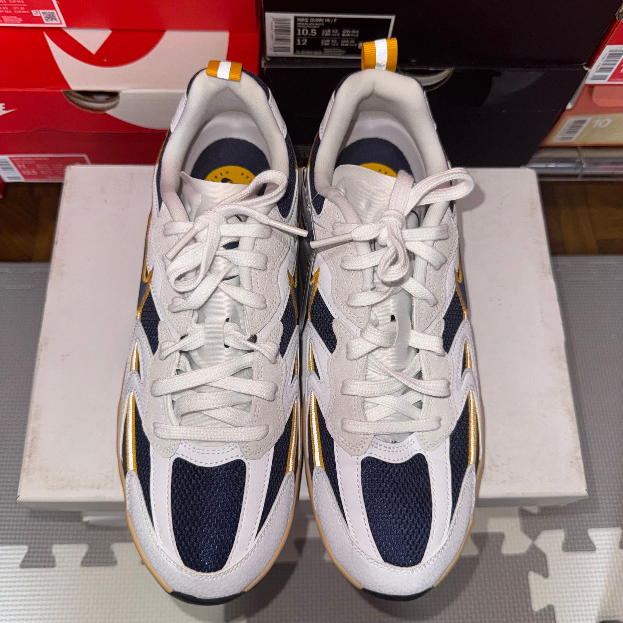 日本未発売限定モデルNike ウォームアップウェア ホワイト/ネイビー A+ (新品・未使用(ワケあり))】ナイキ ウィメンズ ジャム 