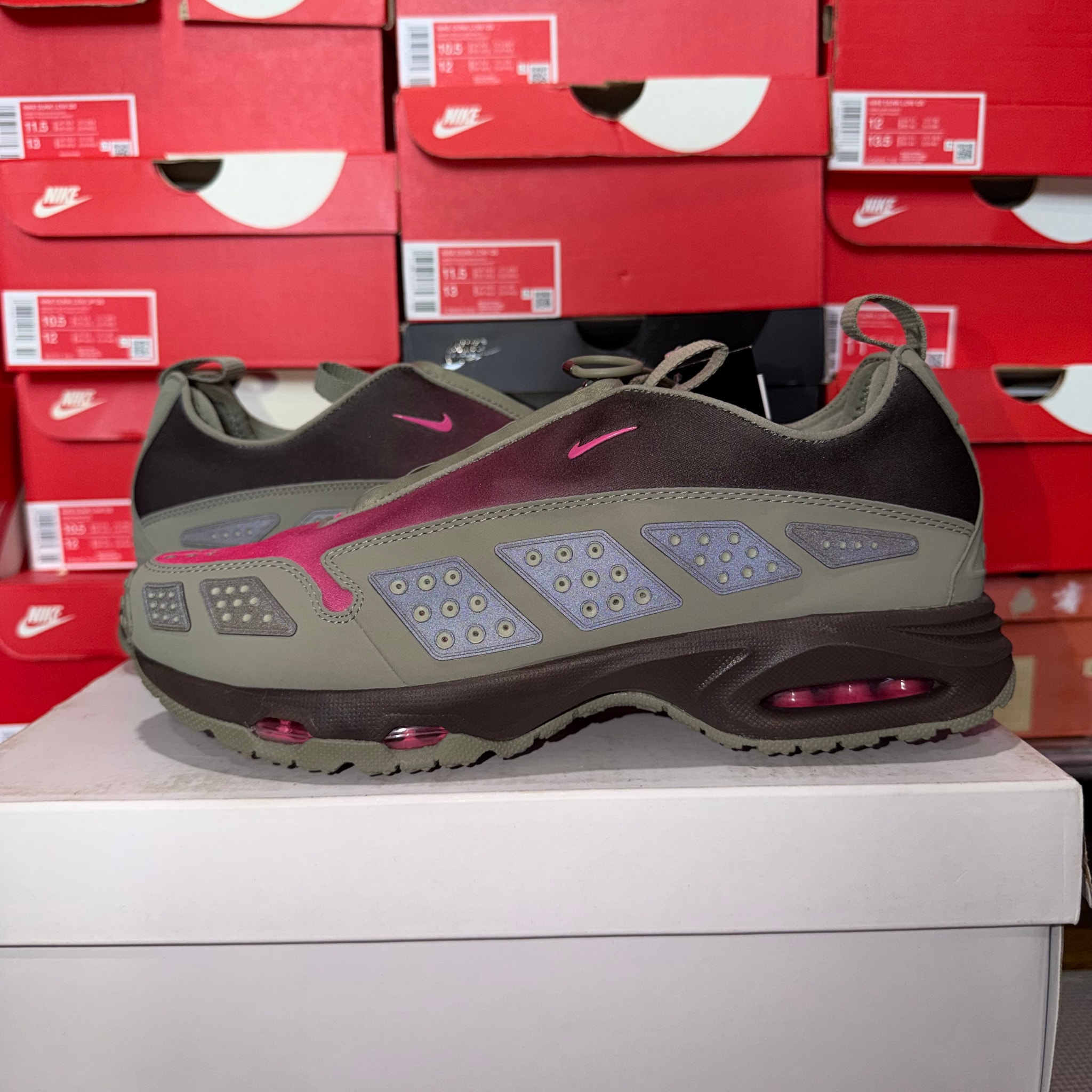 Nike Women's Air Max SNDR "Light Army/Baroque Brown"