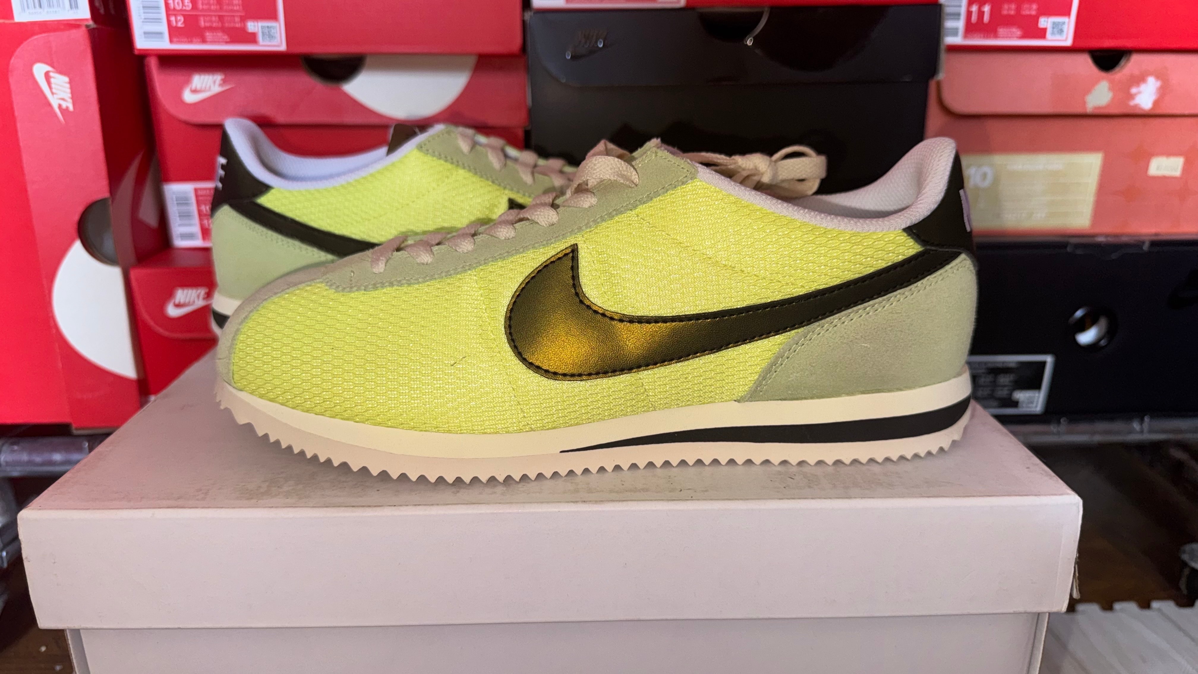 Nike Cortez TXT "Light Lemon Twist/Black/Coconut Milk/White"