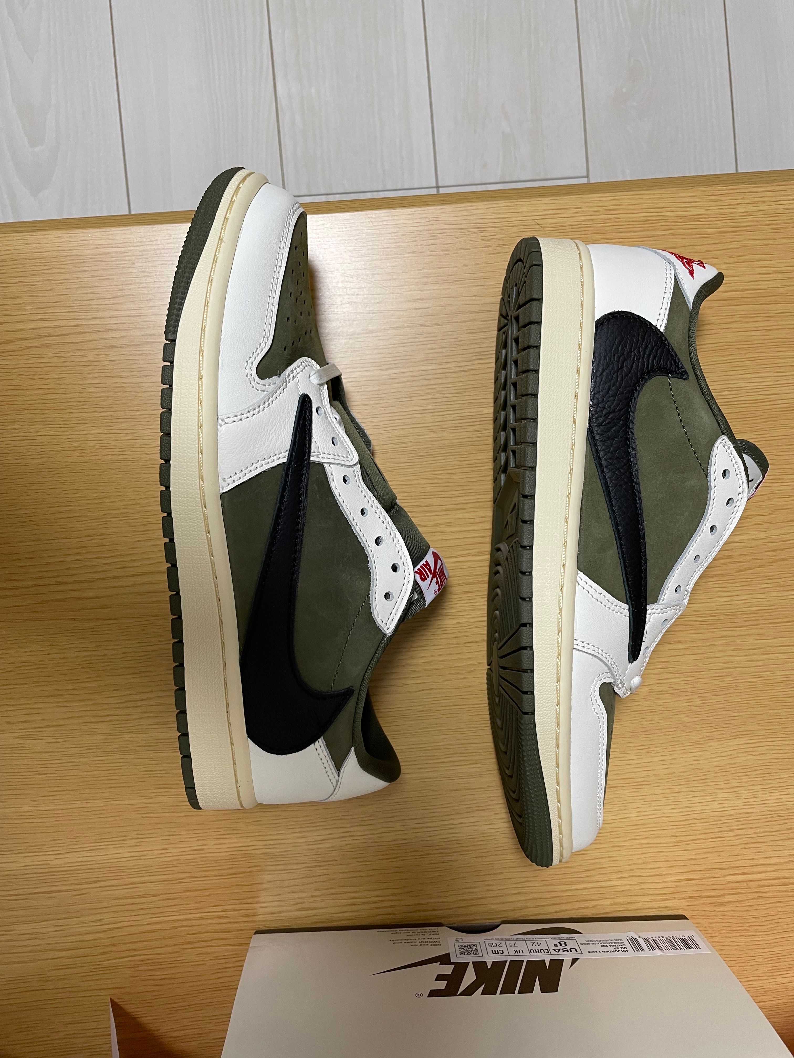 Travis Scott × Nike Air Jordan 1 Low OG SP "Reverse Olive"