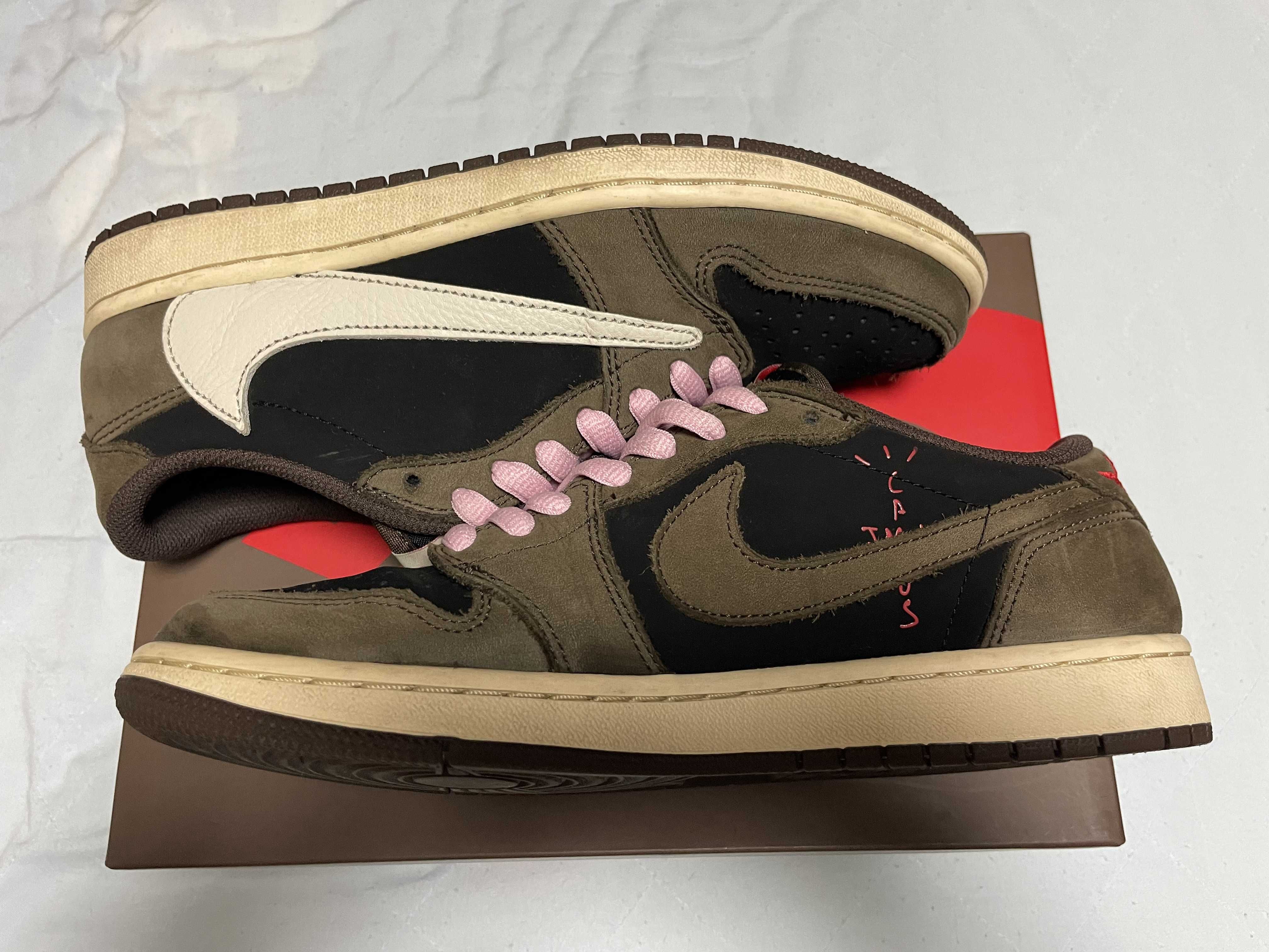 Travis Scott × Nike Air Jordan 1 Low OG SP-T "Black/Dark Mocha"