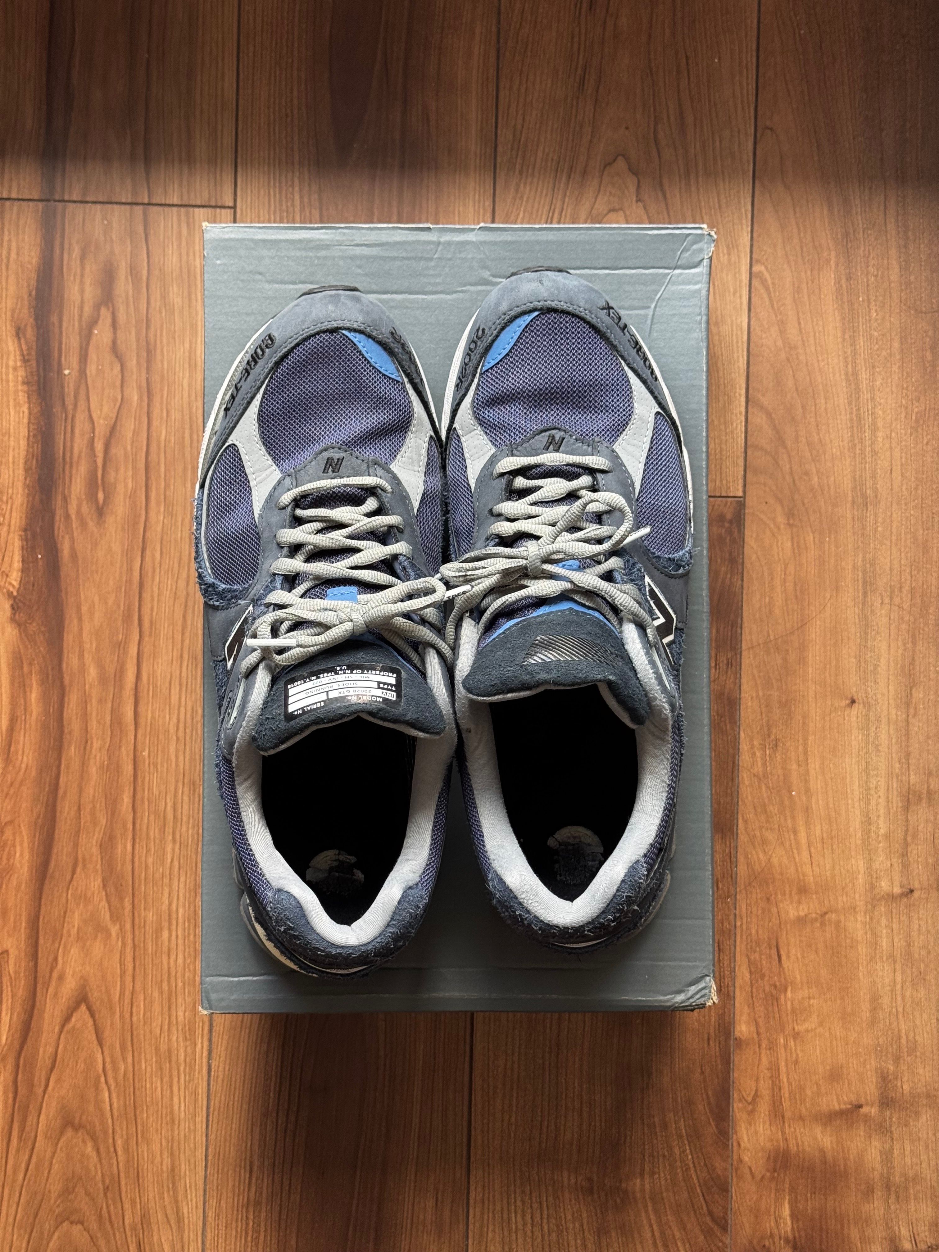 N.HOLLYWOOD × INVINCIBLE × New Balance 2002R GORE-TEX "Navy"