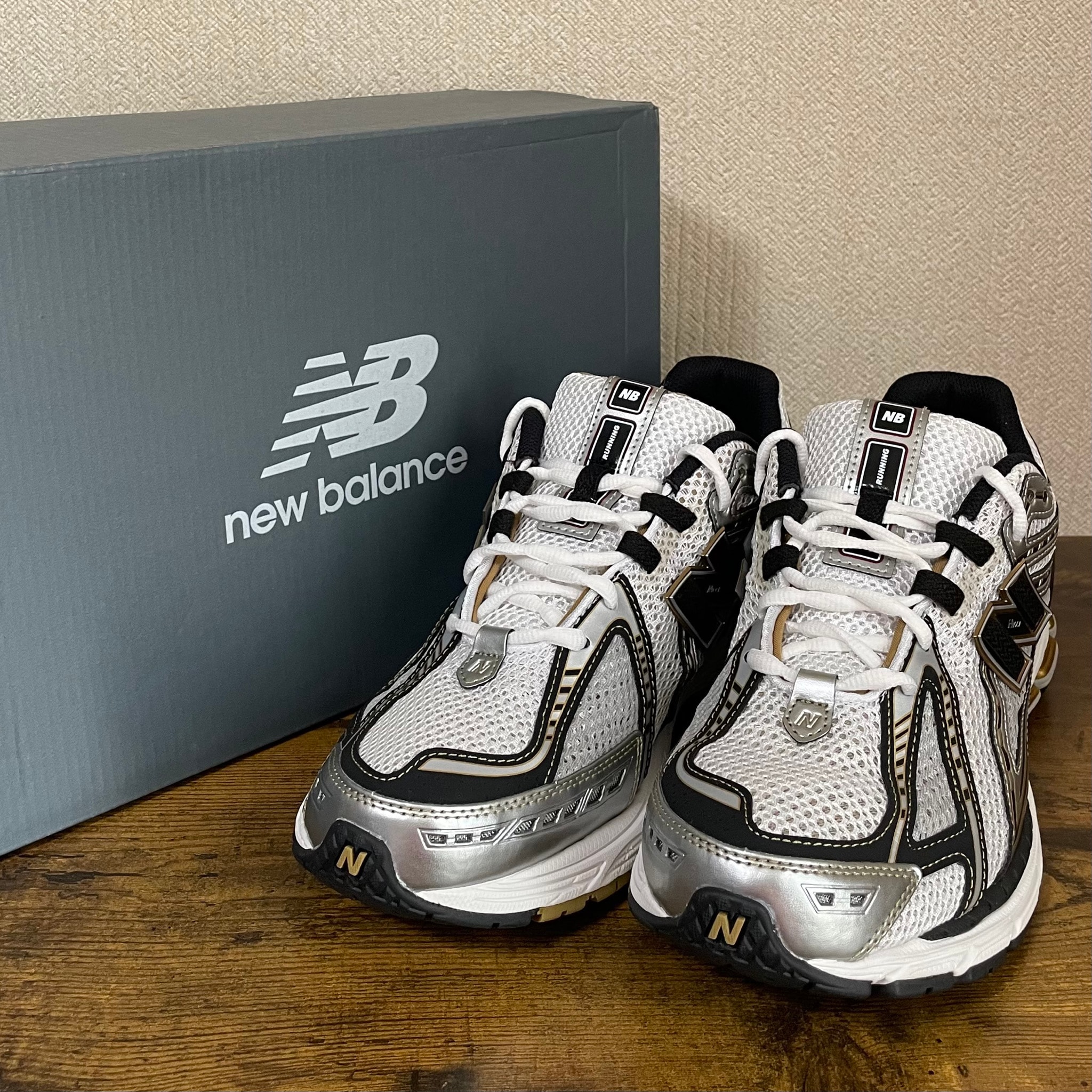 New Balance 1906R "Silver"