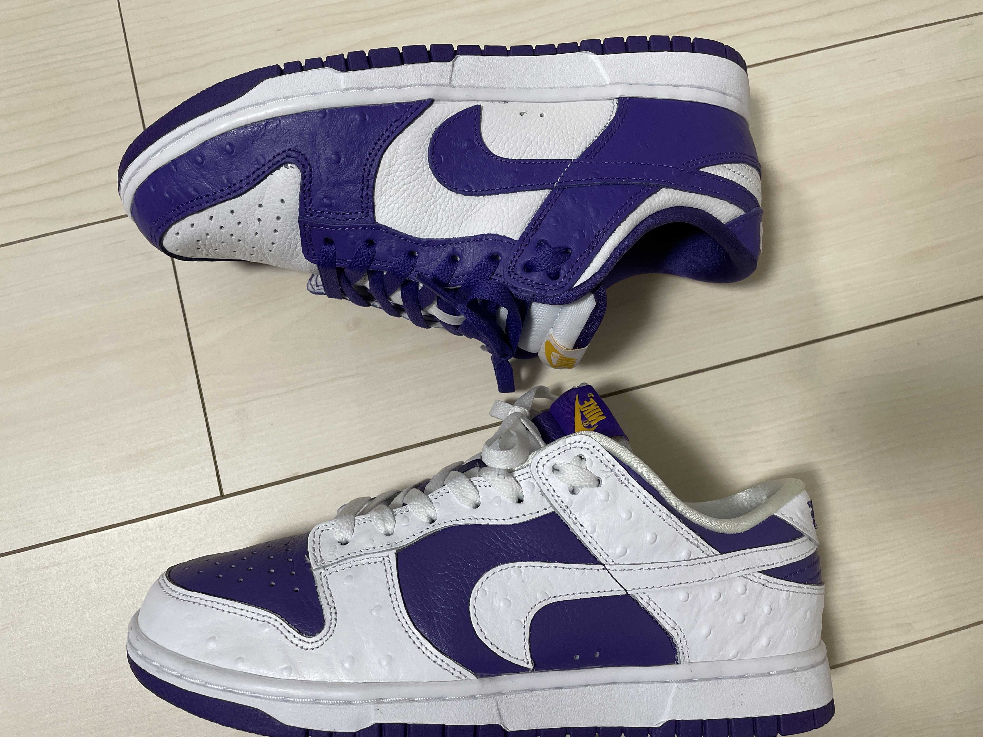 Nike Women's Dunk Low "Made You Look"