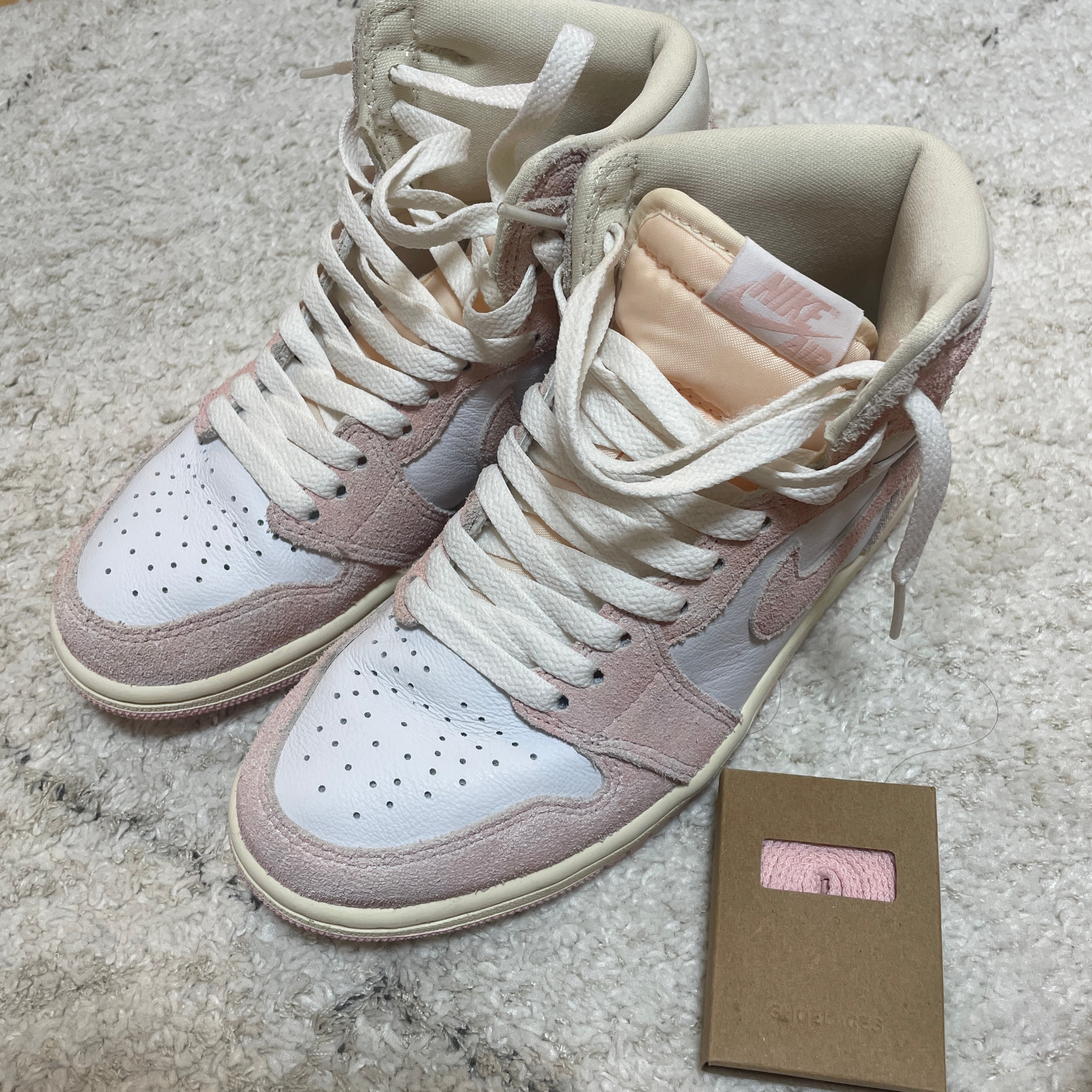 Nike Women's Air Jordan 1 Retro High OG "Washed Pink"