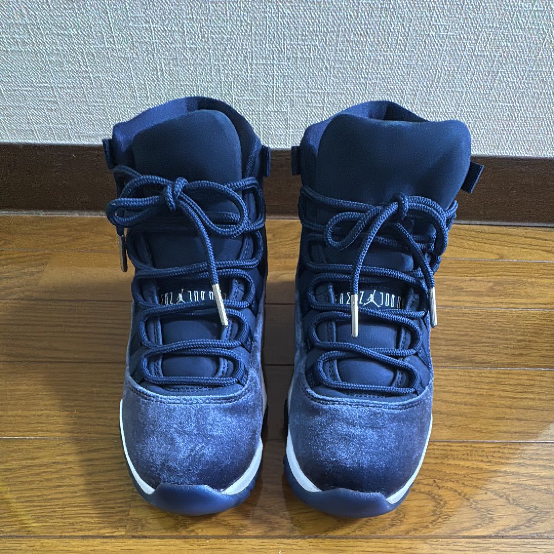 Nike Women's Air Jordan 11 "Midnight Navy"