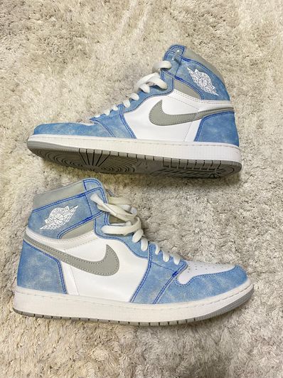 Nike Air Jordan 1 High OG "Hyper Royal"