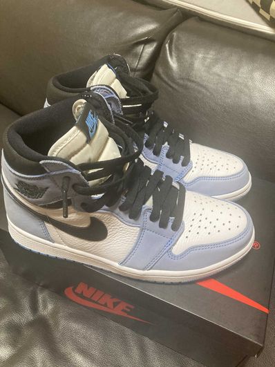 Nike Air Jordan 1 High OG "University Blue"