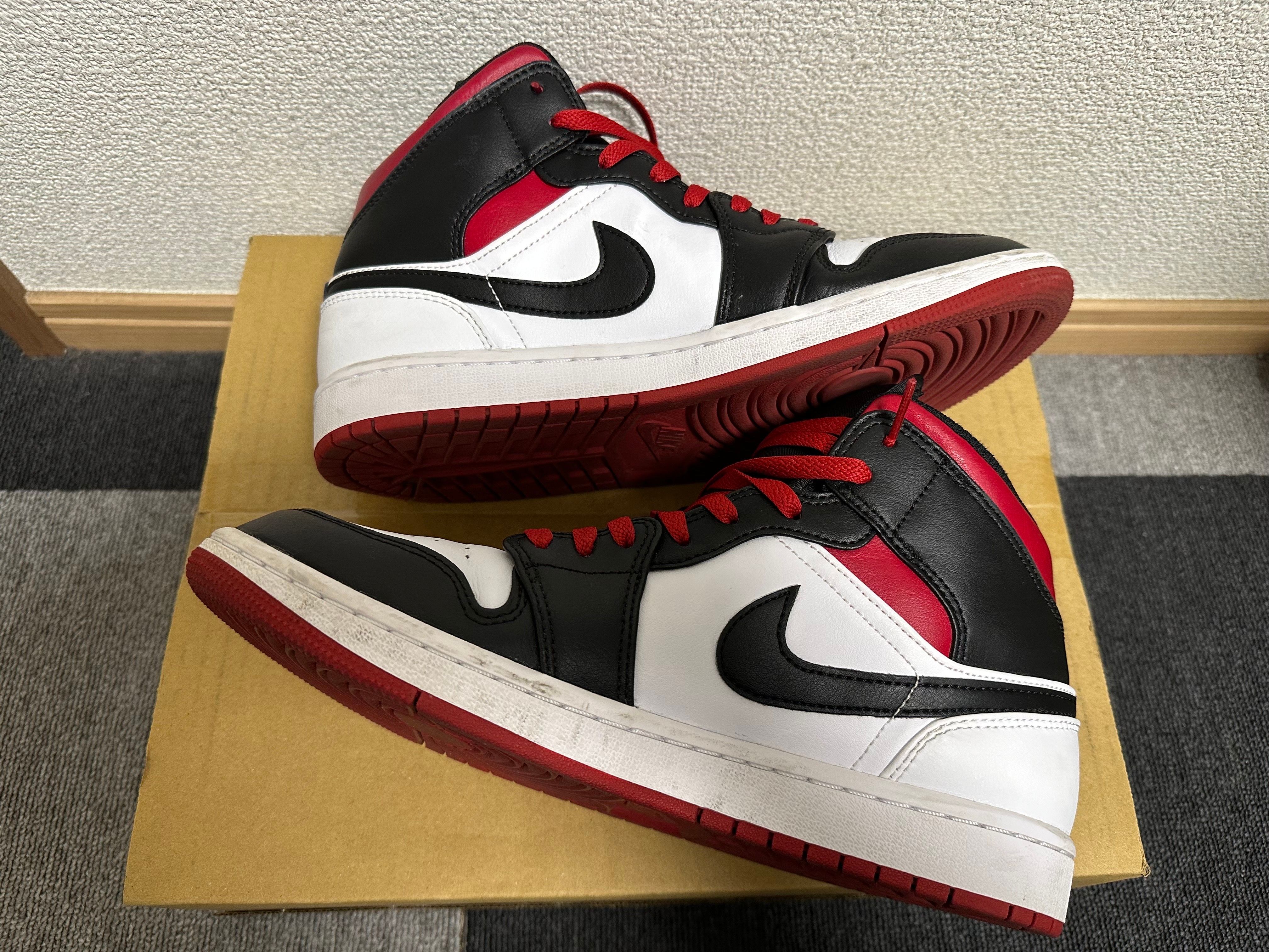 Nike Air Jordan 1 Mid "Gym Red"