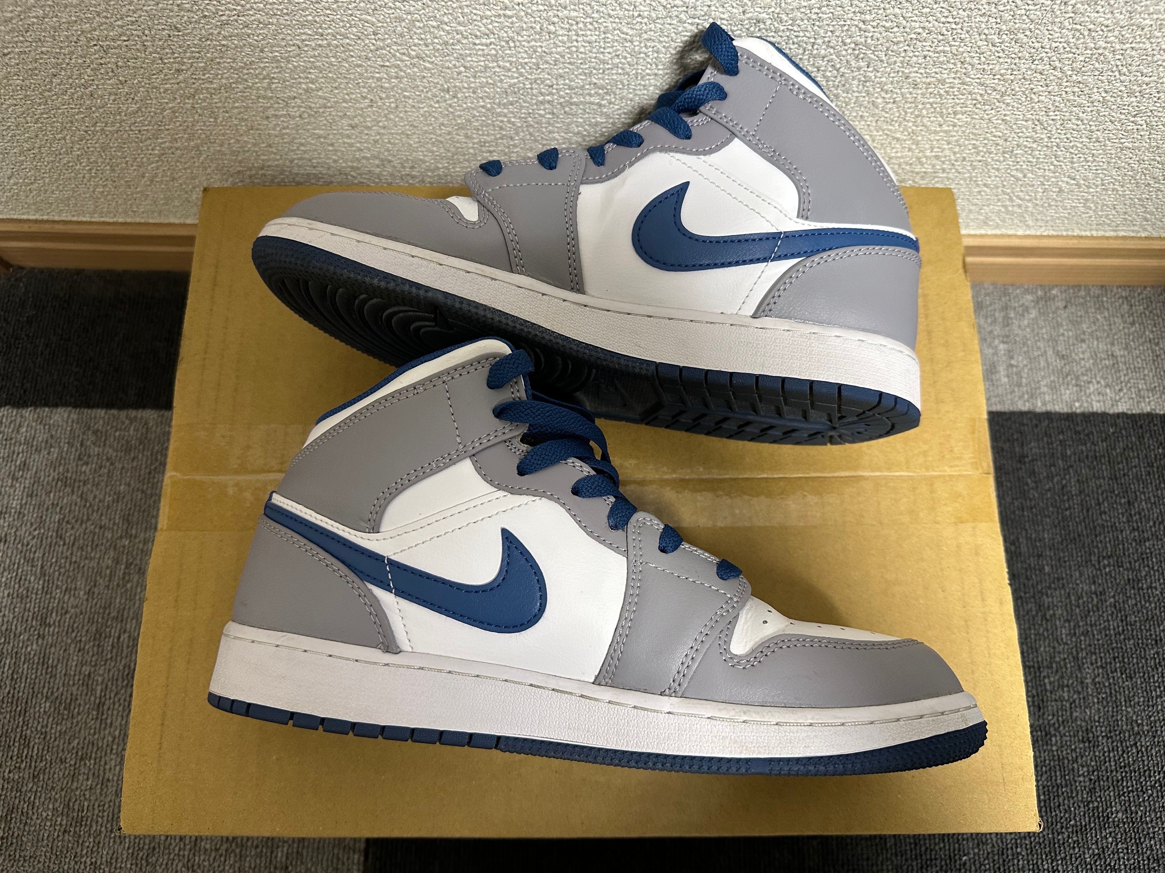 Nike GS Air Jordan 1 Mid "True Blue"