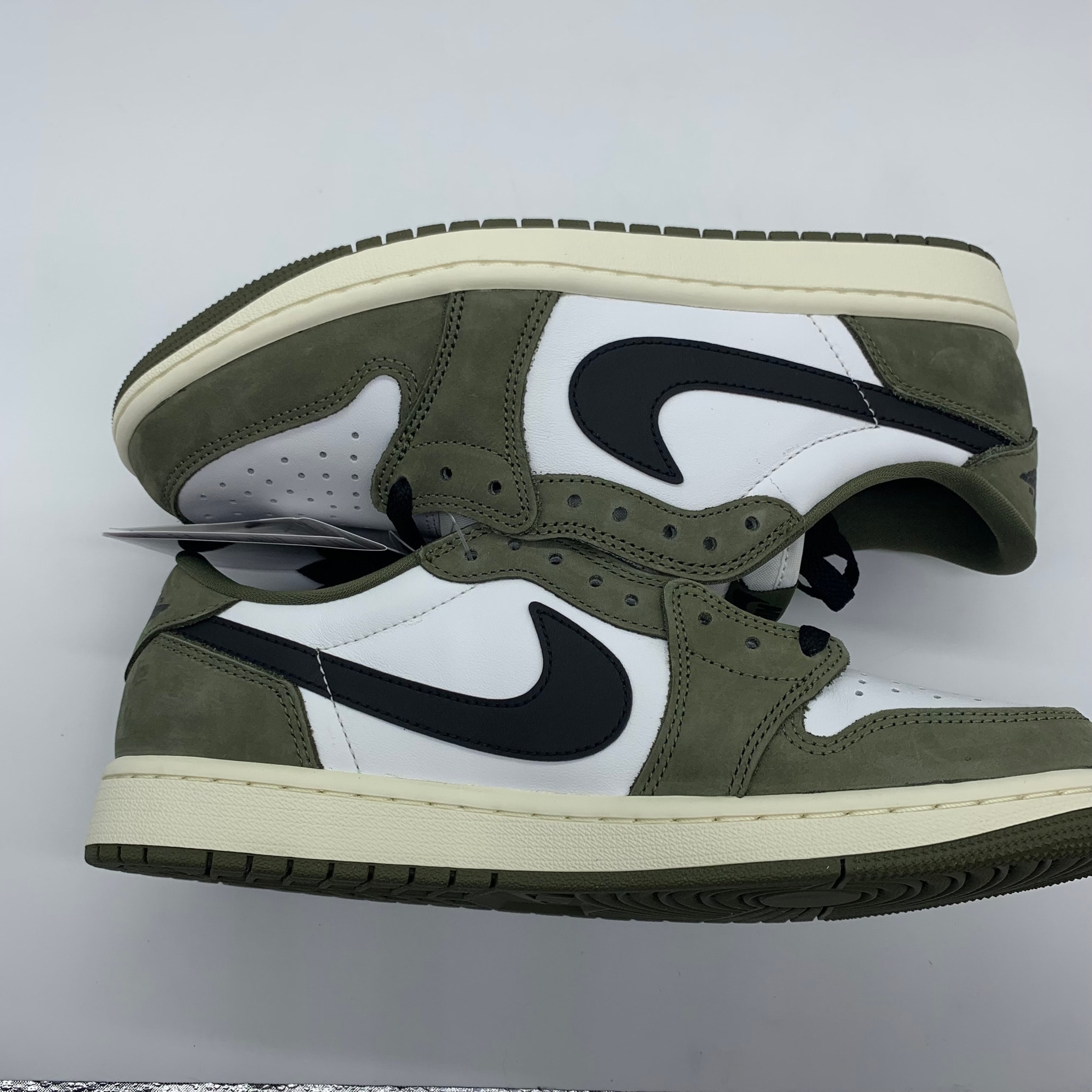 Nike Air Jordan 1 Low OG "Medium Olive and Summit White"