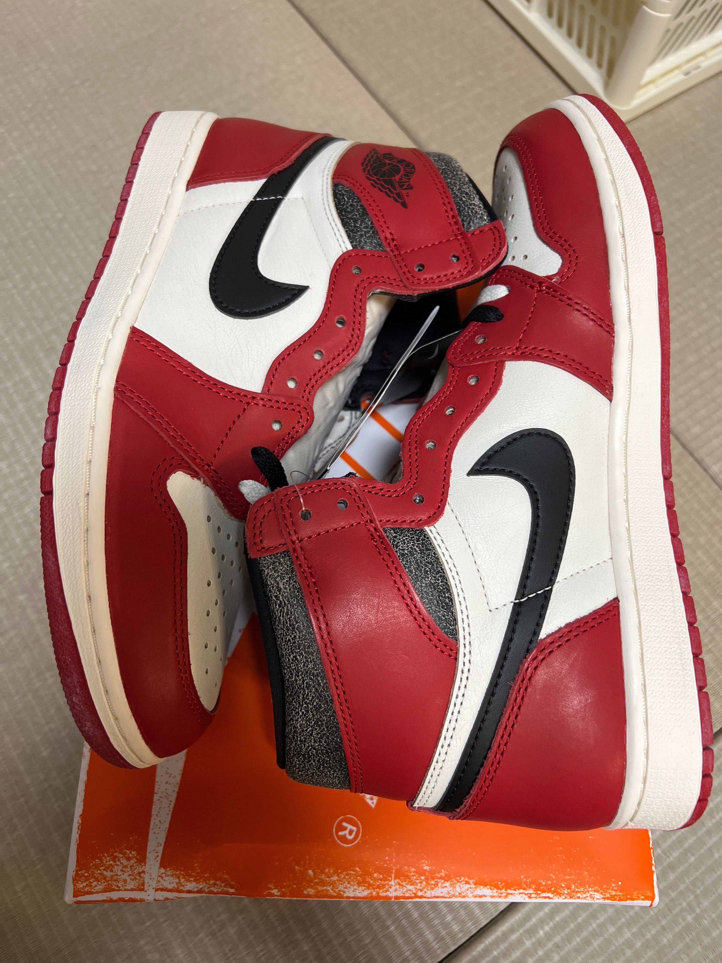 Nike Air Jordan 1 High OG "Lost & Found/Chicago"