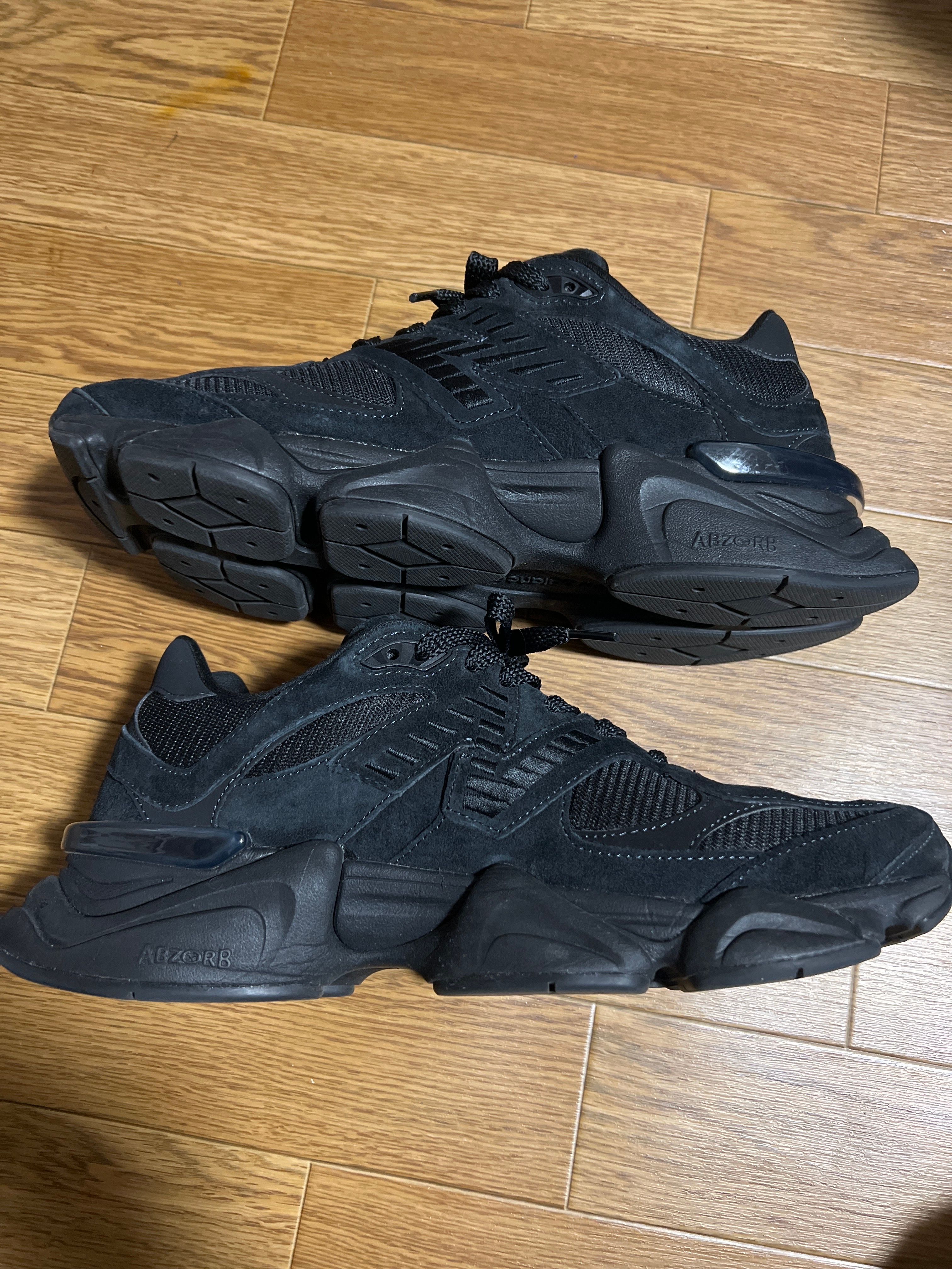 New Balance 9060 "Triple Black"