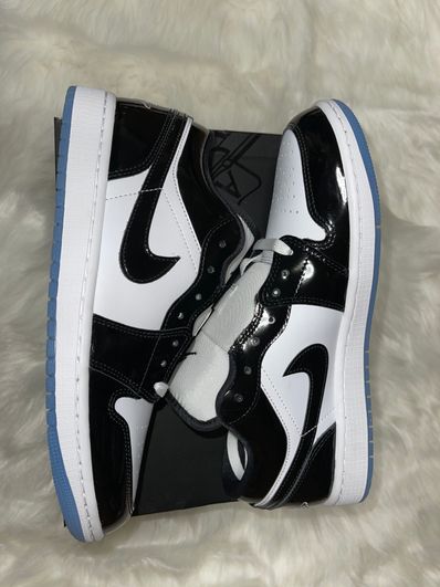 Nike Air Jordan 1 Low "Concord"