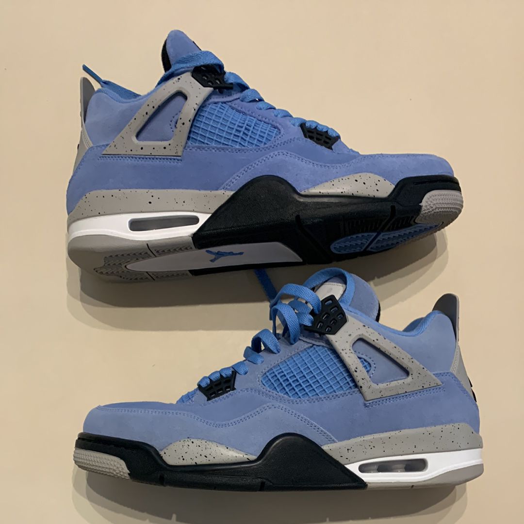 Nike Air Jordan 4 "University Blue"