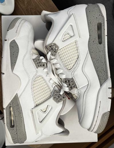 Nike Air Jordan 4 "Tech White"
