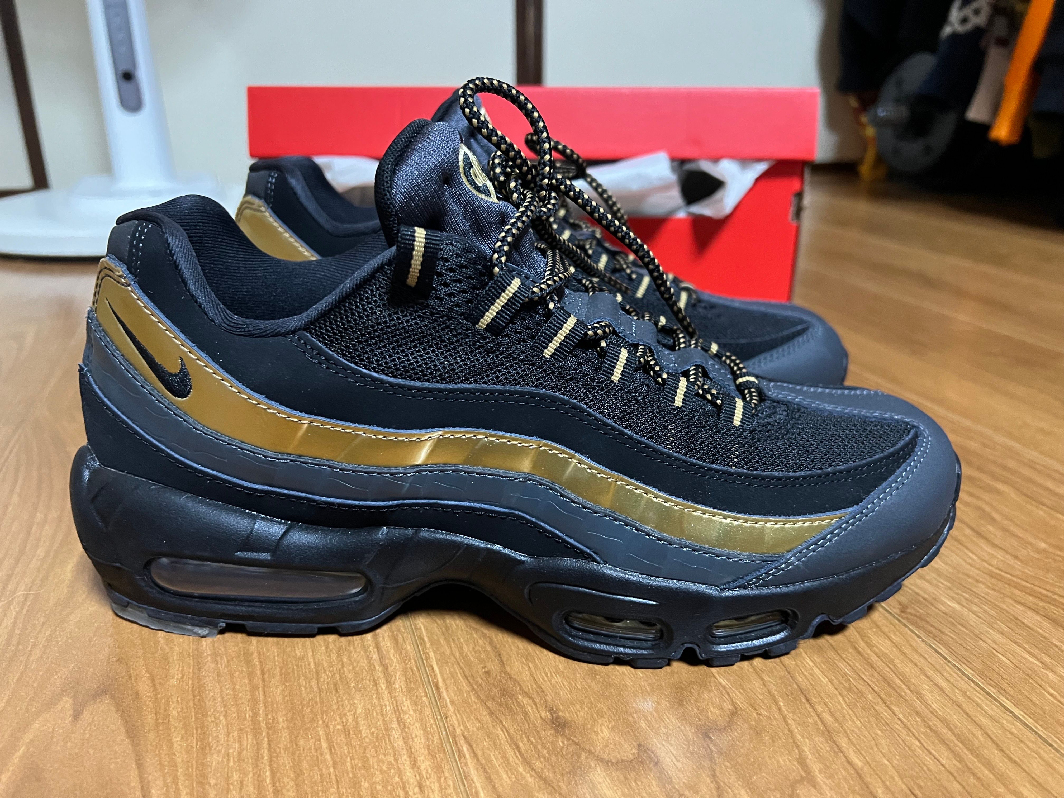 Nike Air Max 95 "Black/Metallic Gold"