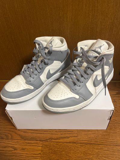 Nike Women's Air Jordan 1 Mid "Grey/Sail"