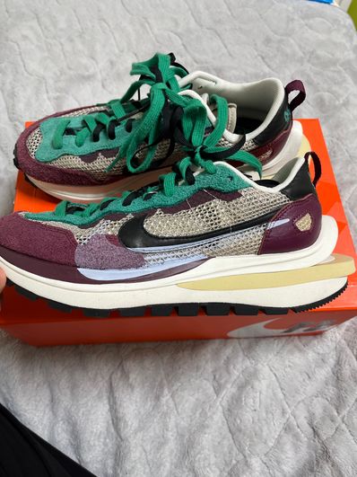 sacai × Nike Vapor Waffle "String/Red/Green"