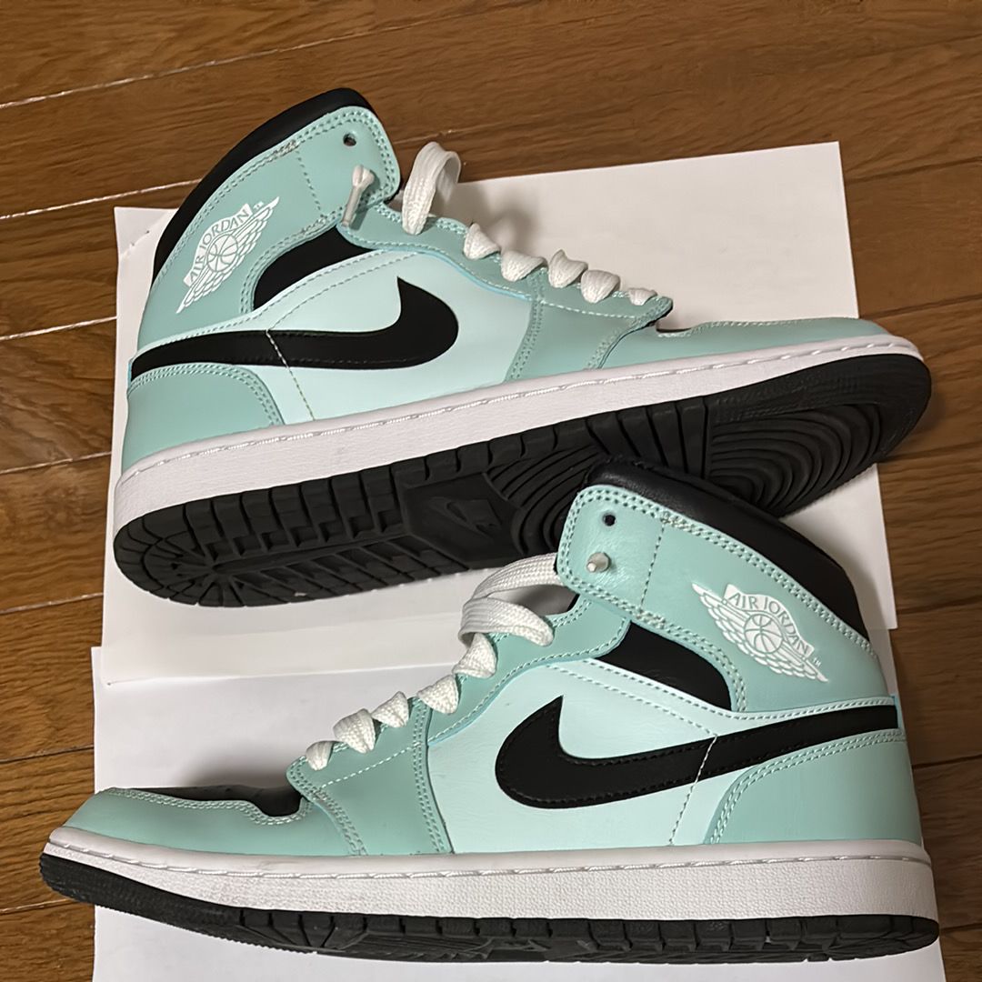 NIKE Women's AIR JORDAN 1 MID "AQUA BLUE"