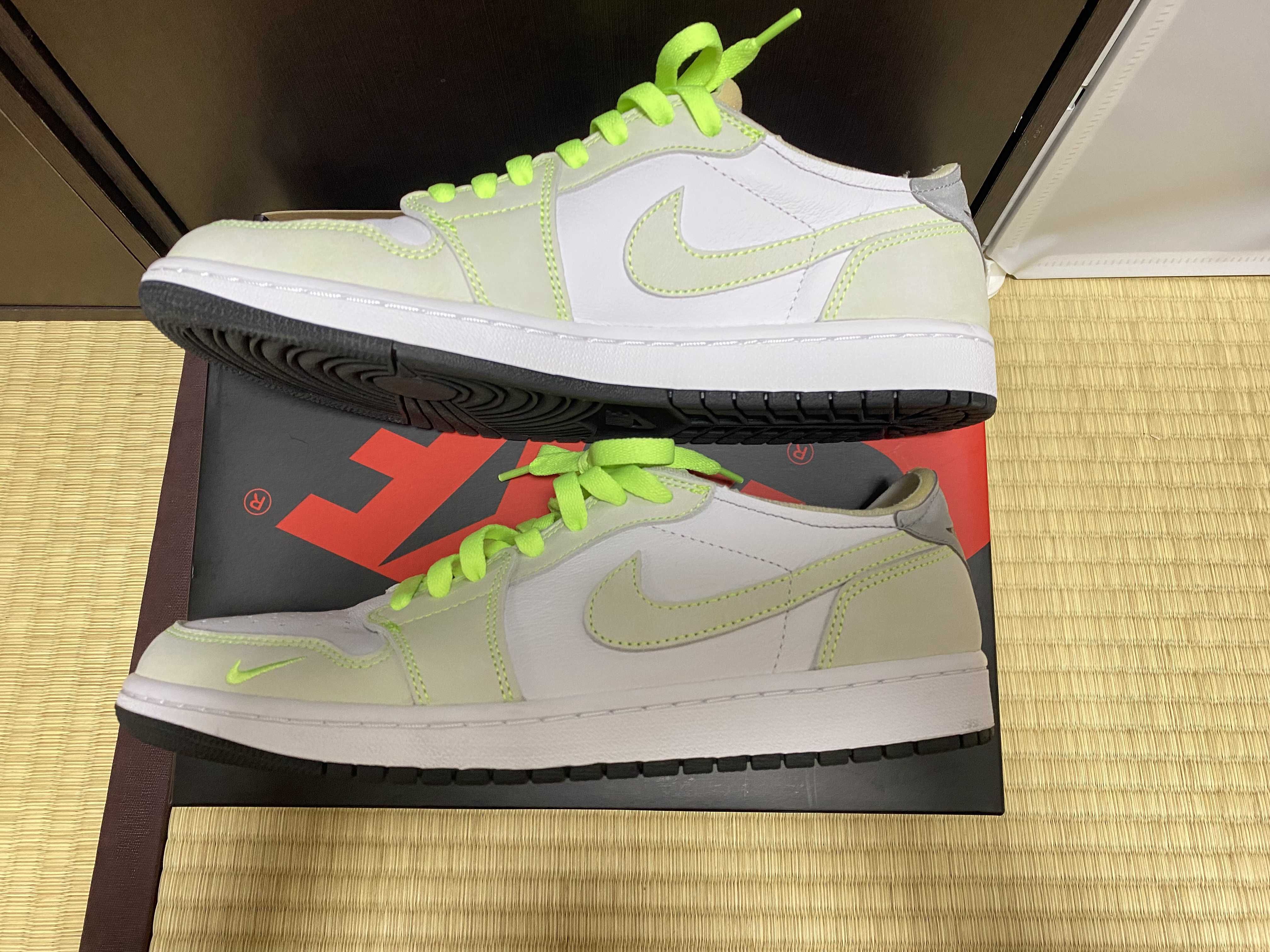 Nike Air Jordan 1 Low OG "Ghost Green"