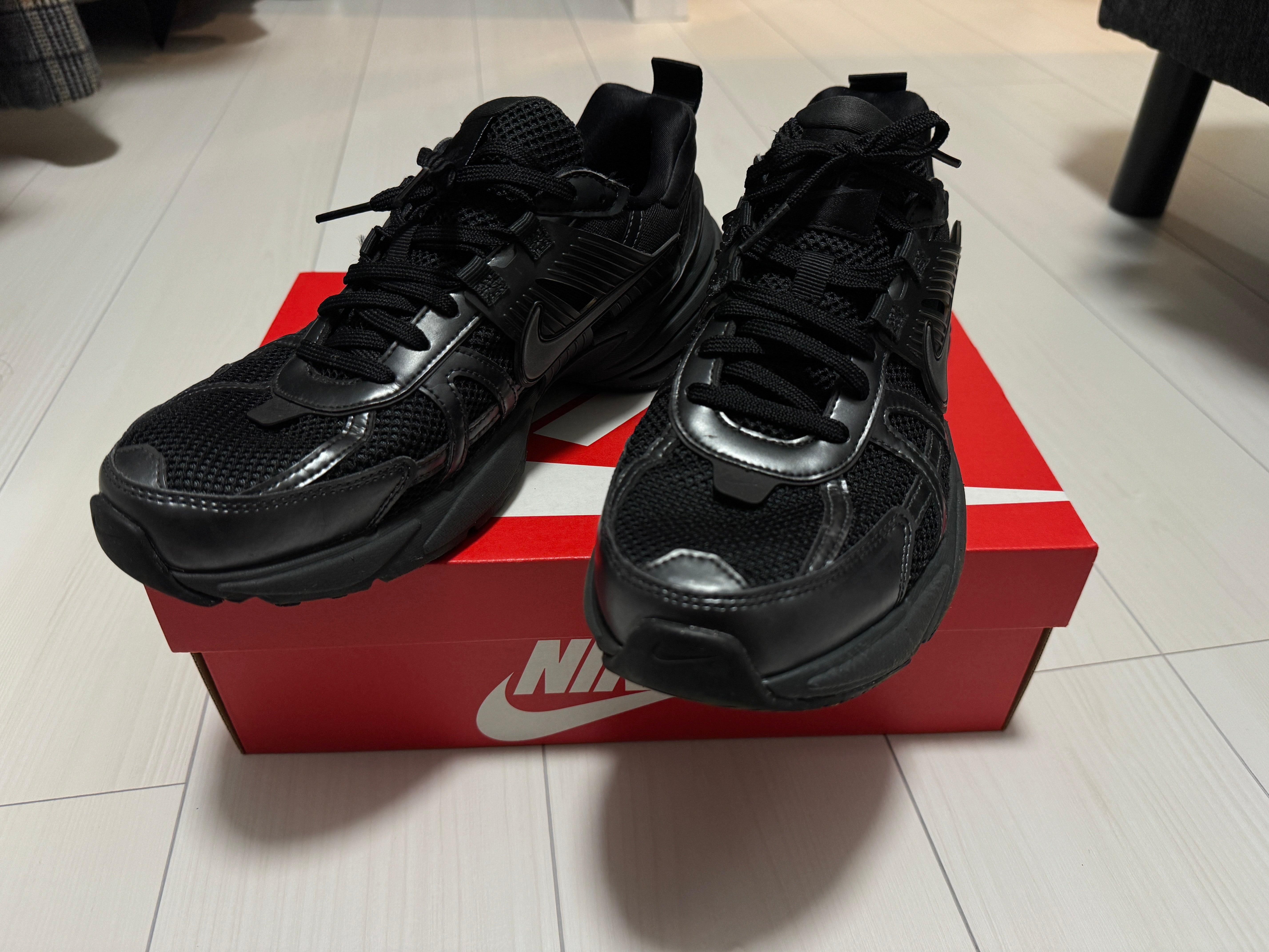 Nike Women's V2K Run "Black and Anthracite"